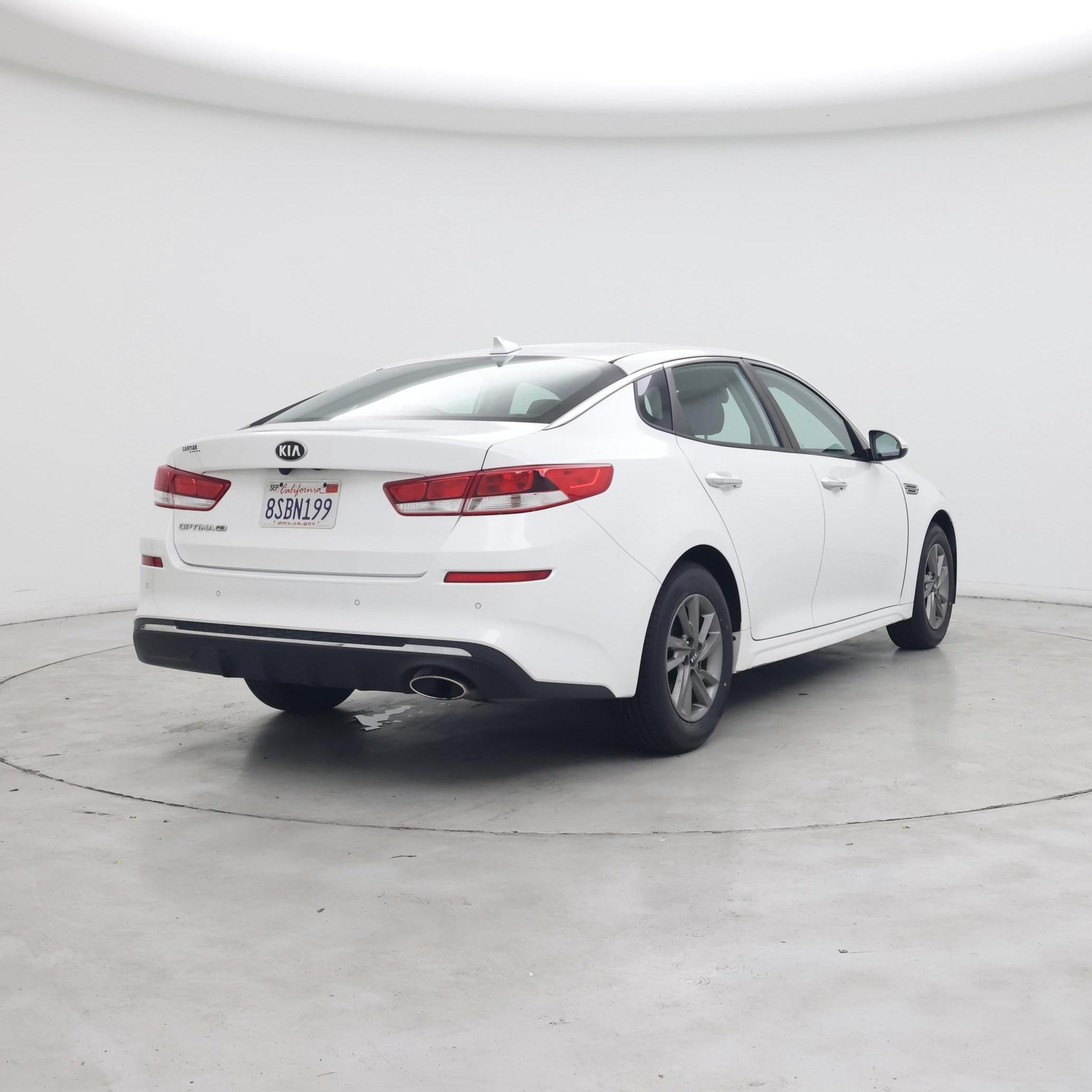 Thumbnail: 2020 Kia Optima - 8