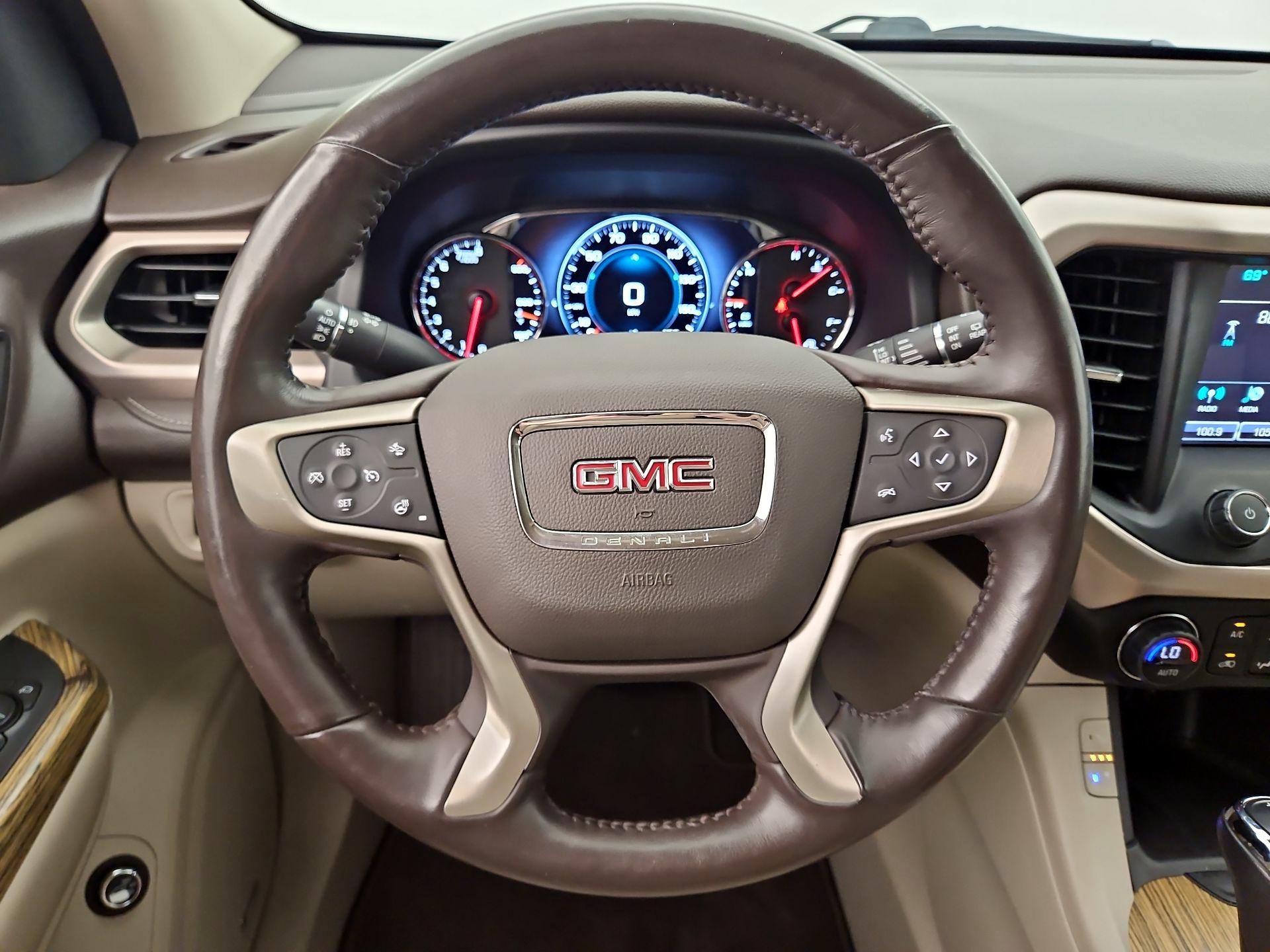 Thumbnail: 2018 GMC Acadia - 10