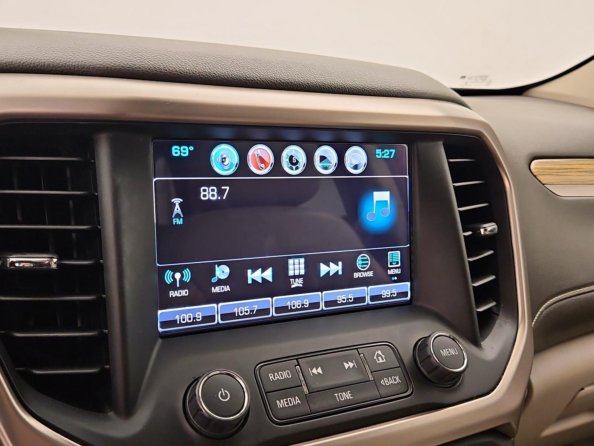 Thumbnail: 2018 GMC Acadia - 16