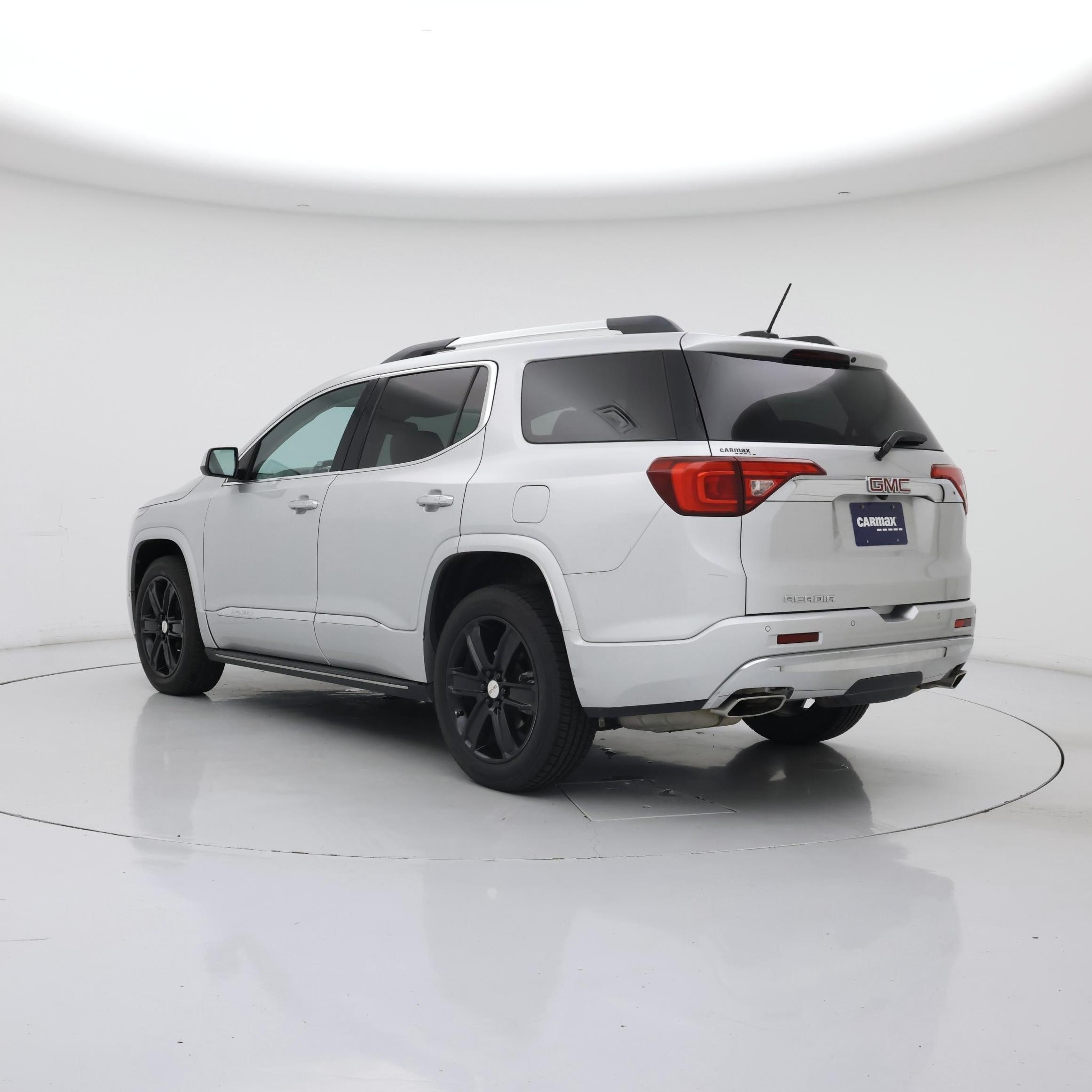 Thumbnail: 2018 GMC Acadia - 2