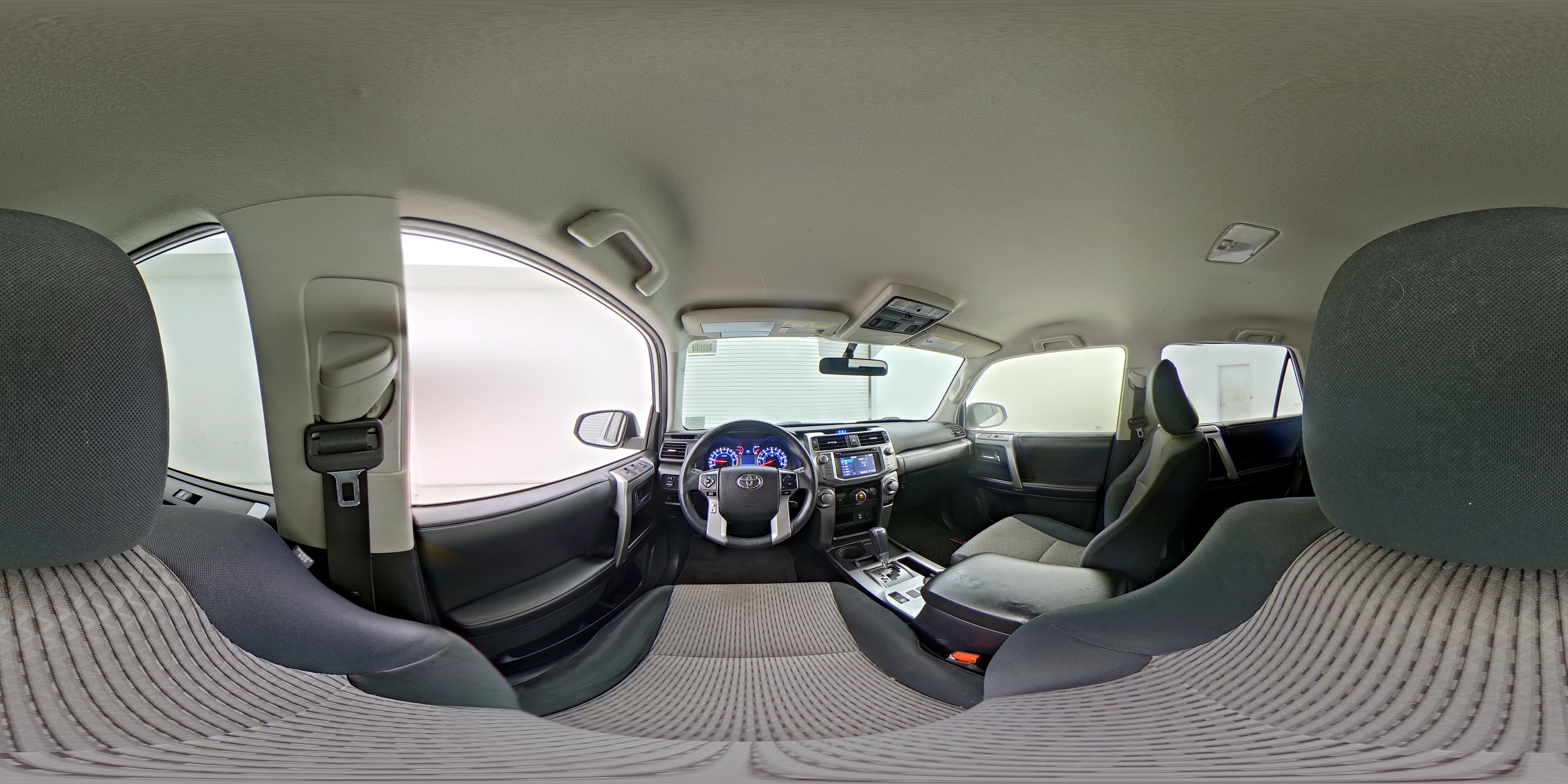 2018 Toyota 4Runner SR5 - Photo 26