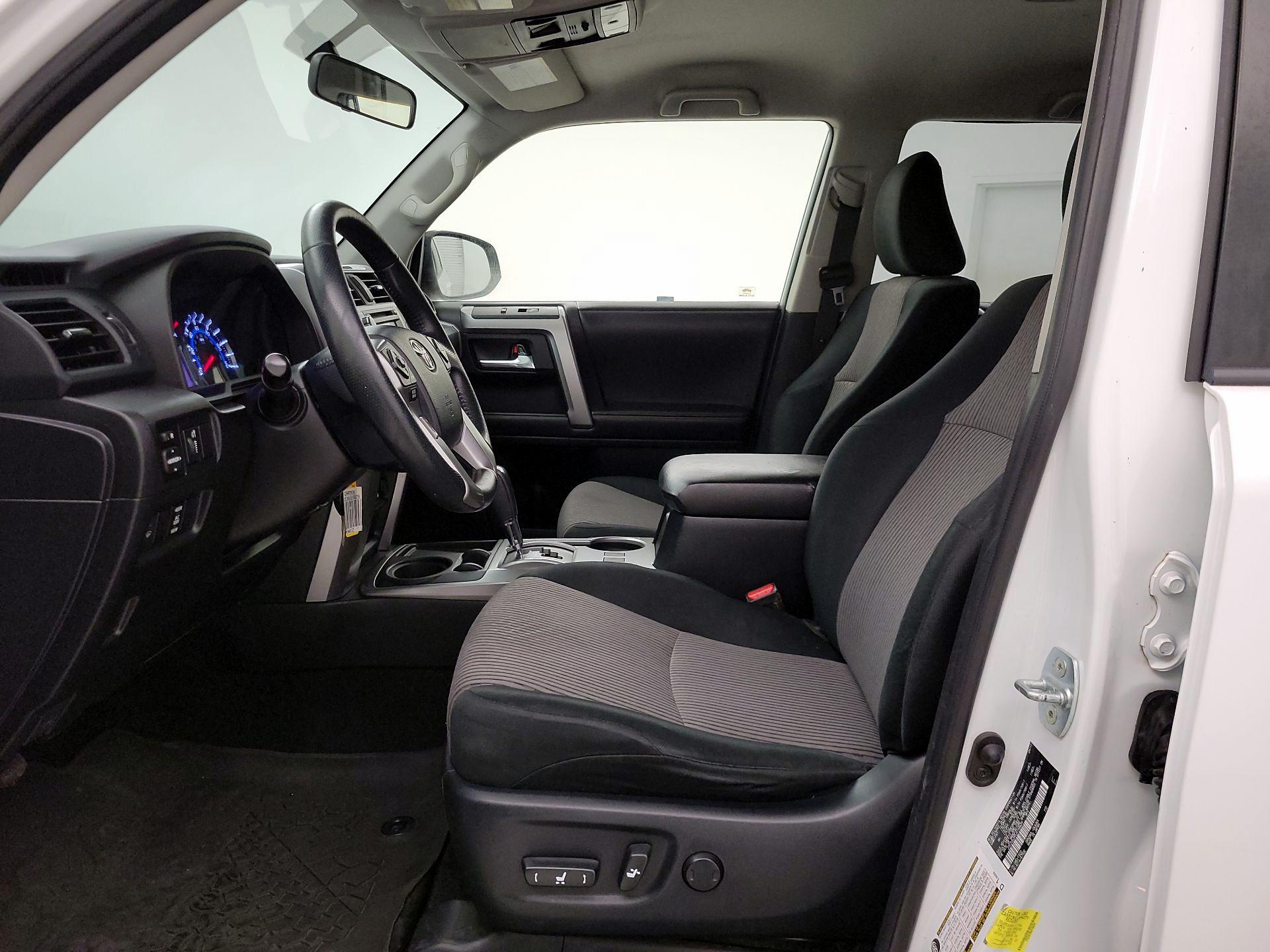 Thumbnail: 2018 Toyota 4Runner - 11