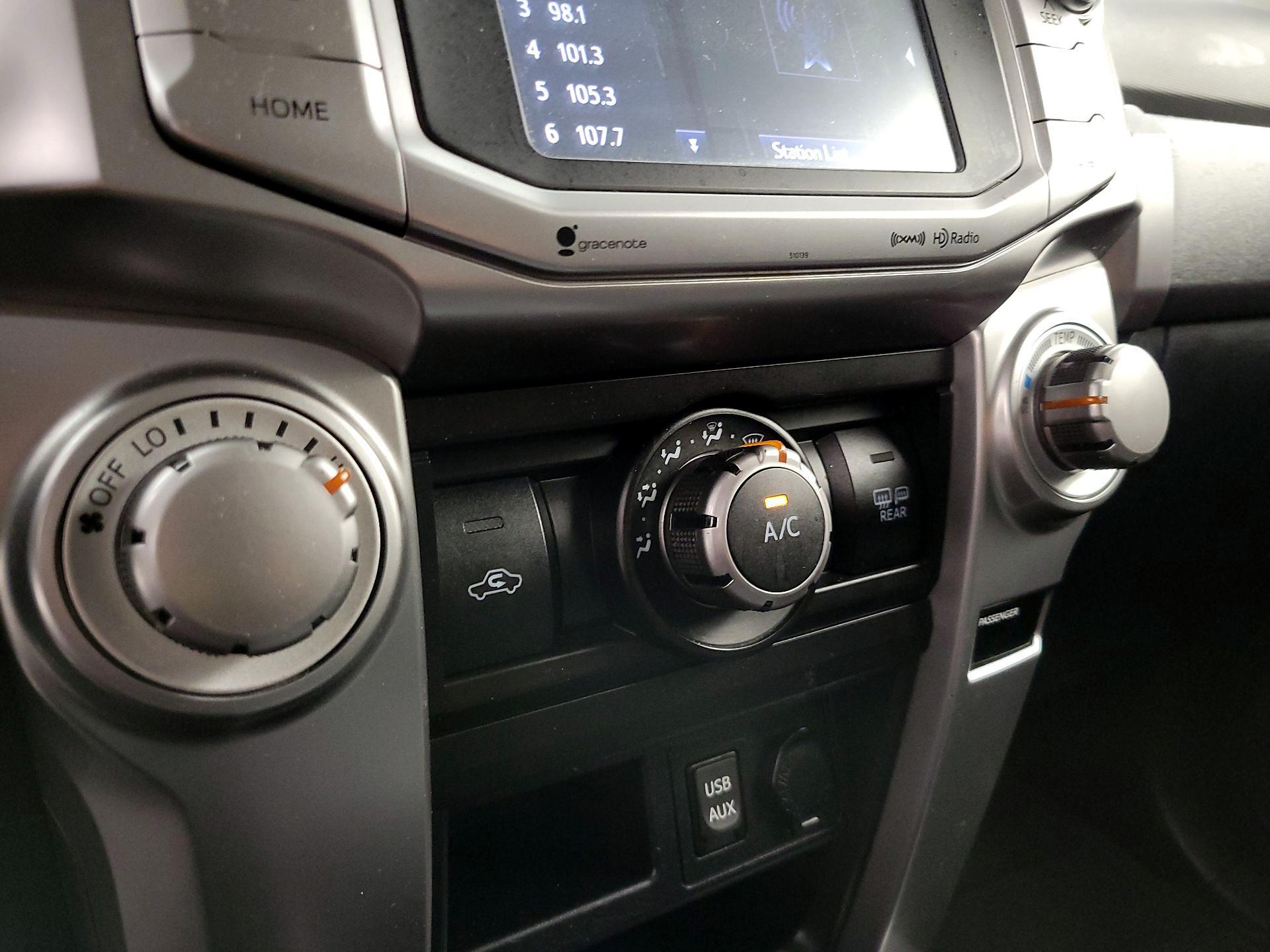 Thumbnail: 2018 Toyota 4Runner - 16