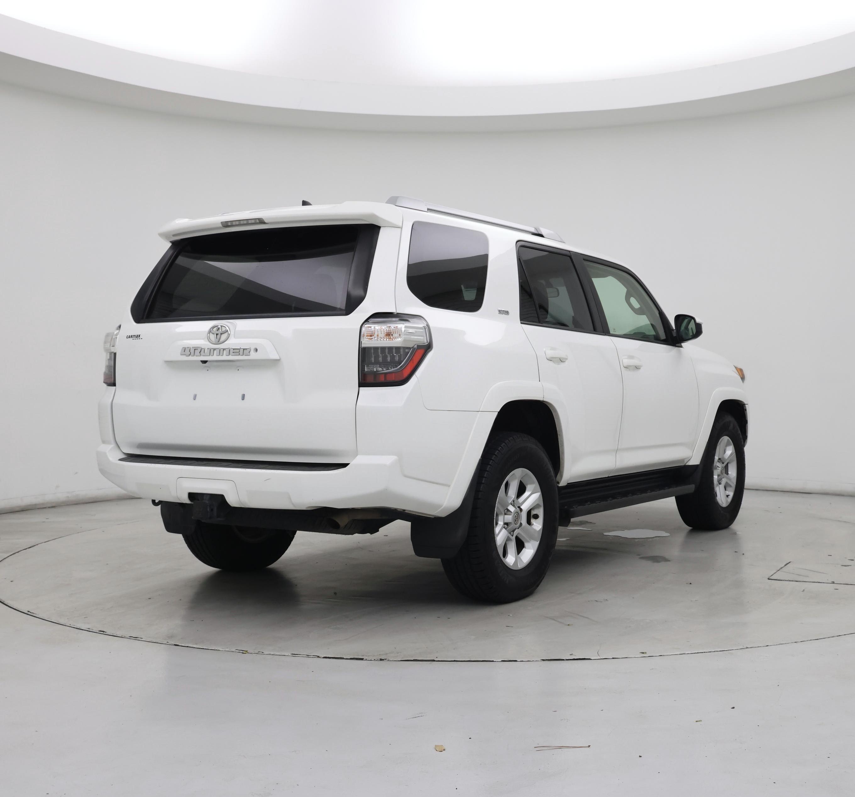 Thumbnail: 2018 Toyota 4Runner - 8