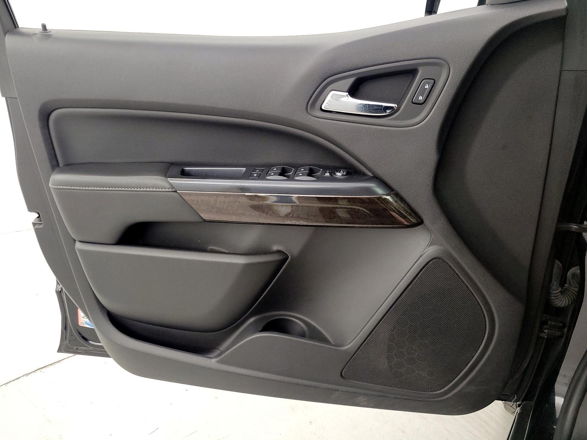 Thumbnail: 2016 GMC Canyon - 12
