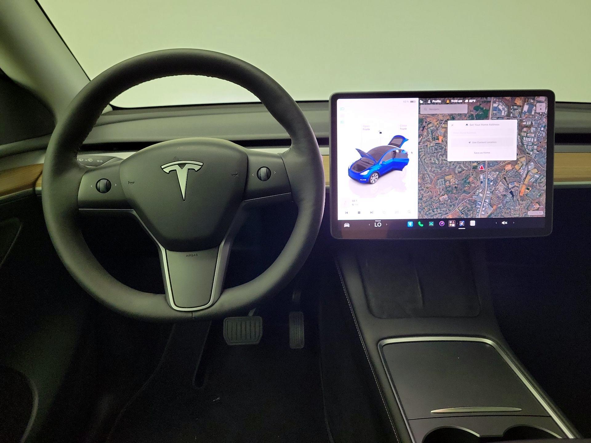 Thumbnail: 2023 Tesla Model Y - 10
