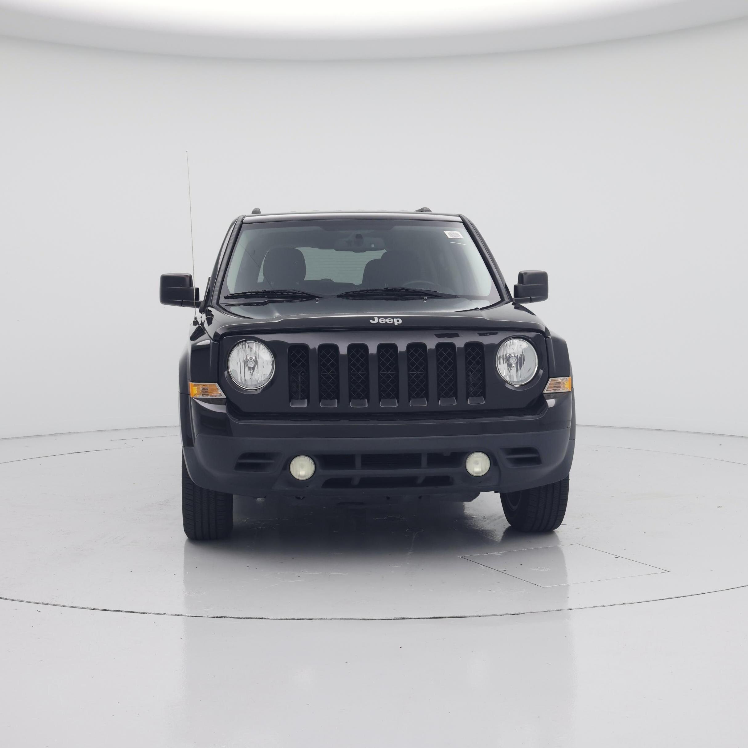 Thumbnail: 2016 Jeep Patriot - 5