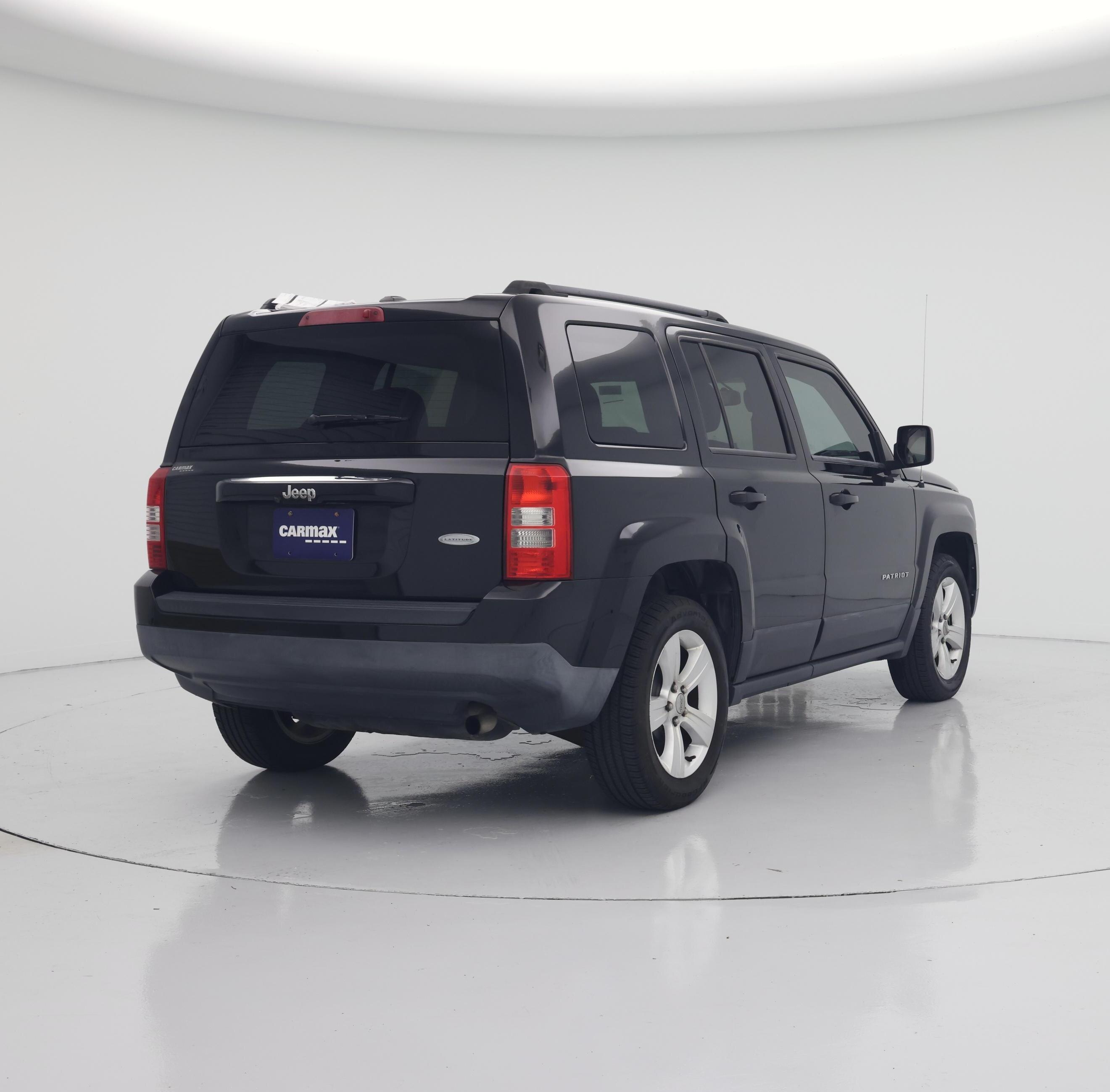 Thumbnail: 2016 Jeep Patriot - 8