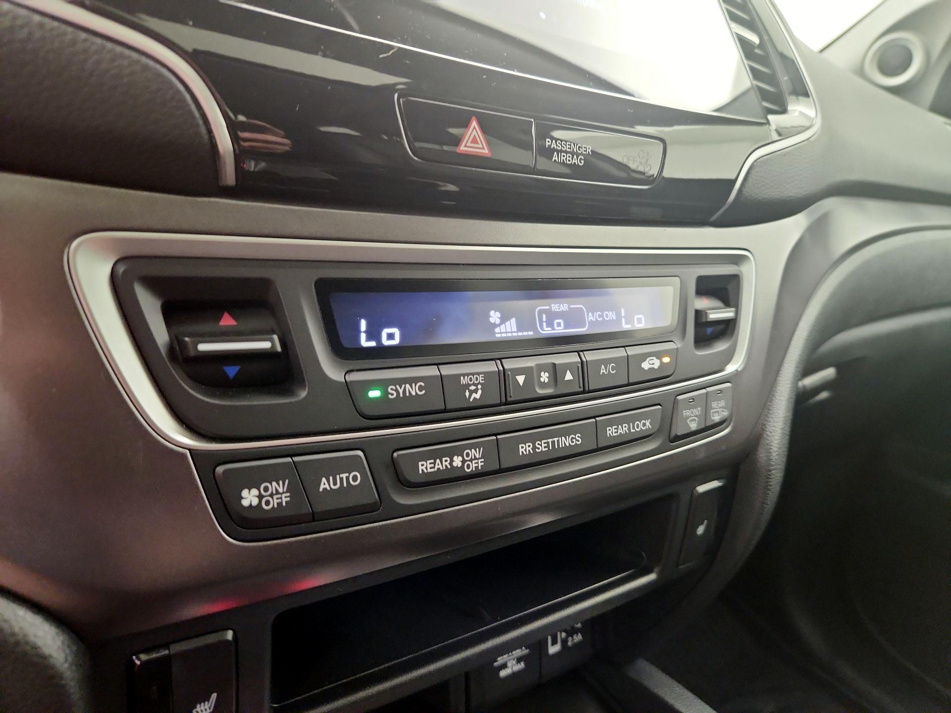 Thumbnail: 2022 Honda Pilot - 16