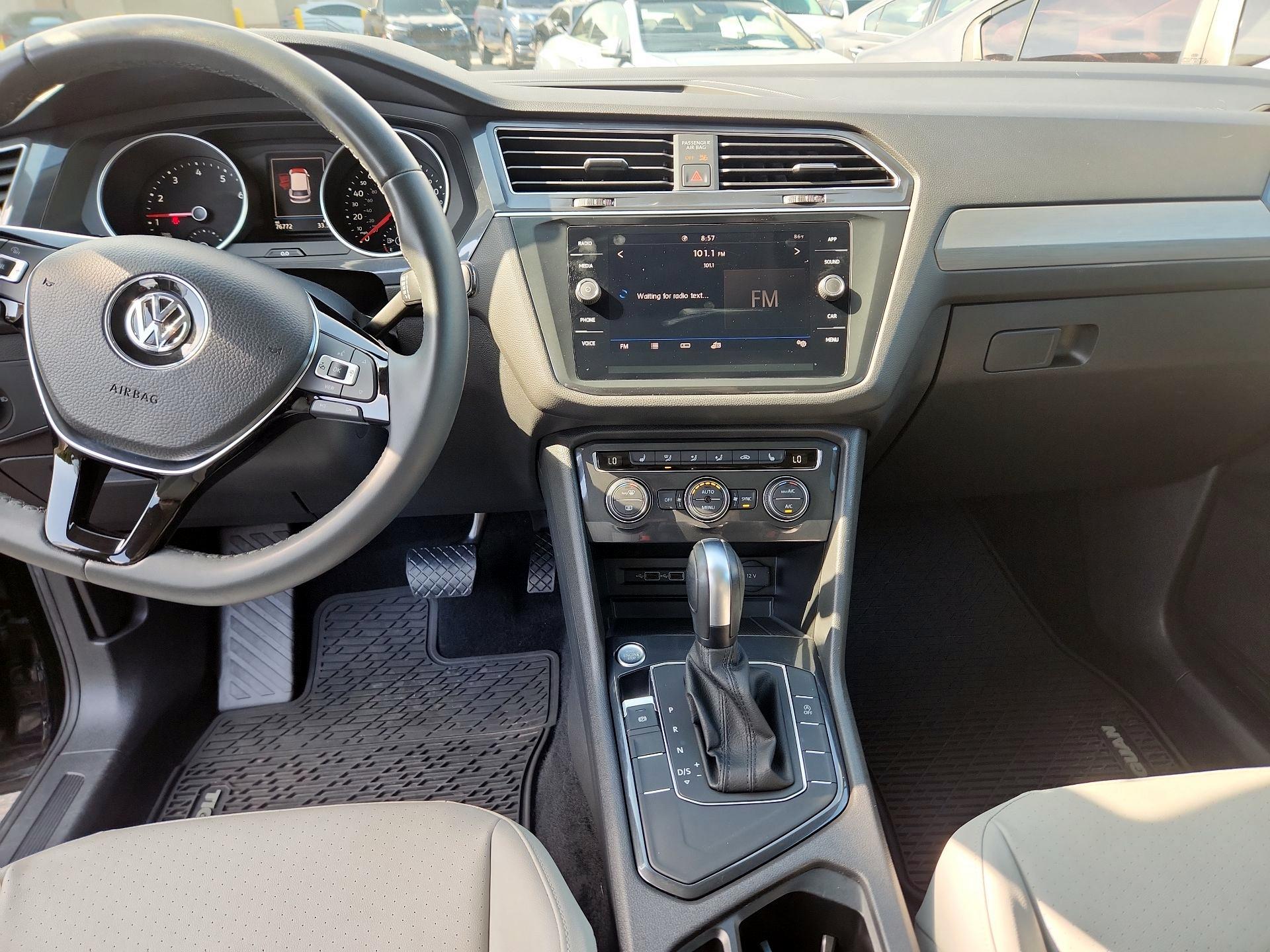 Thumbnail: 2020 Volkswagen Tiguan - 9