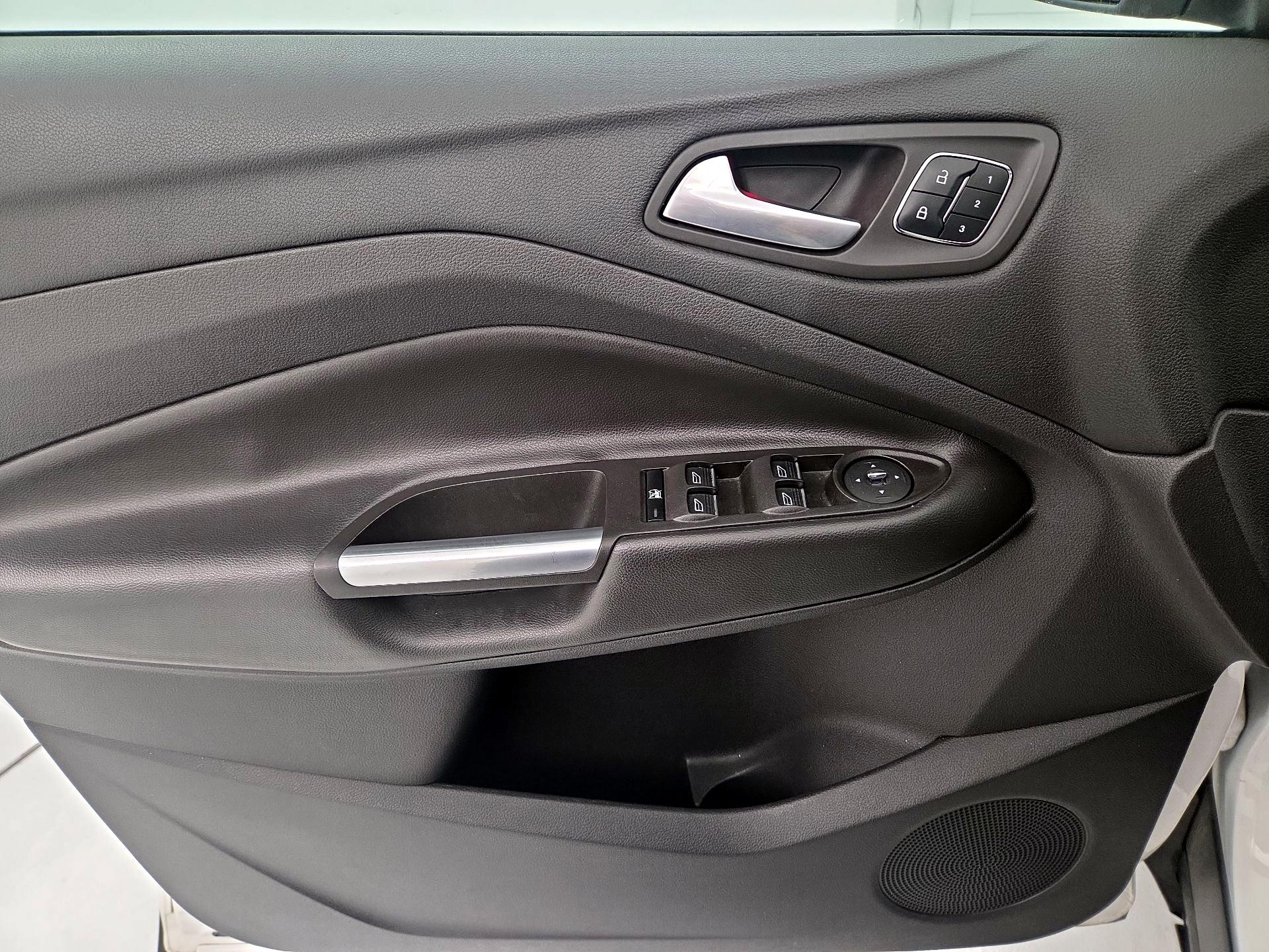 Thumbnail: 2014 Ford Escape - 12