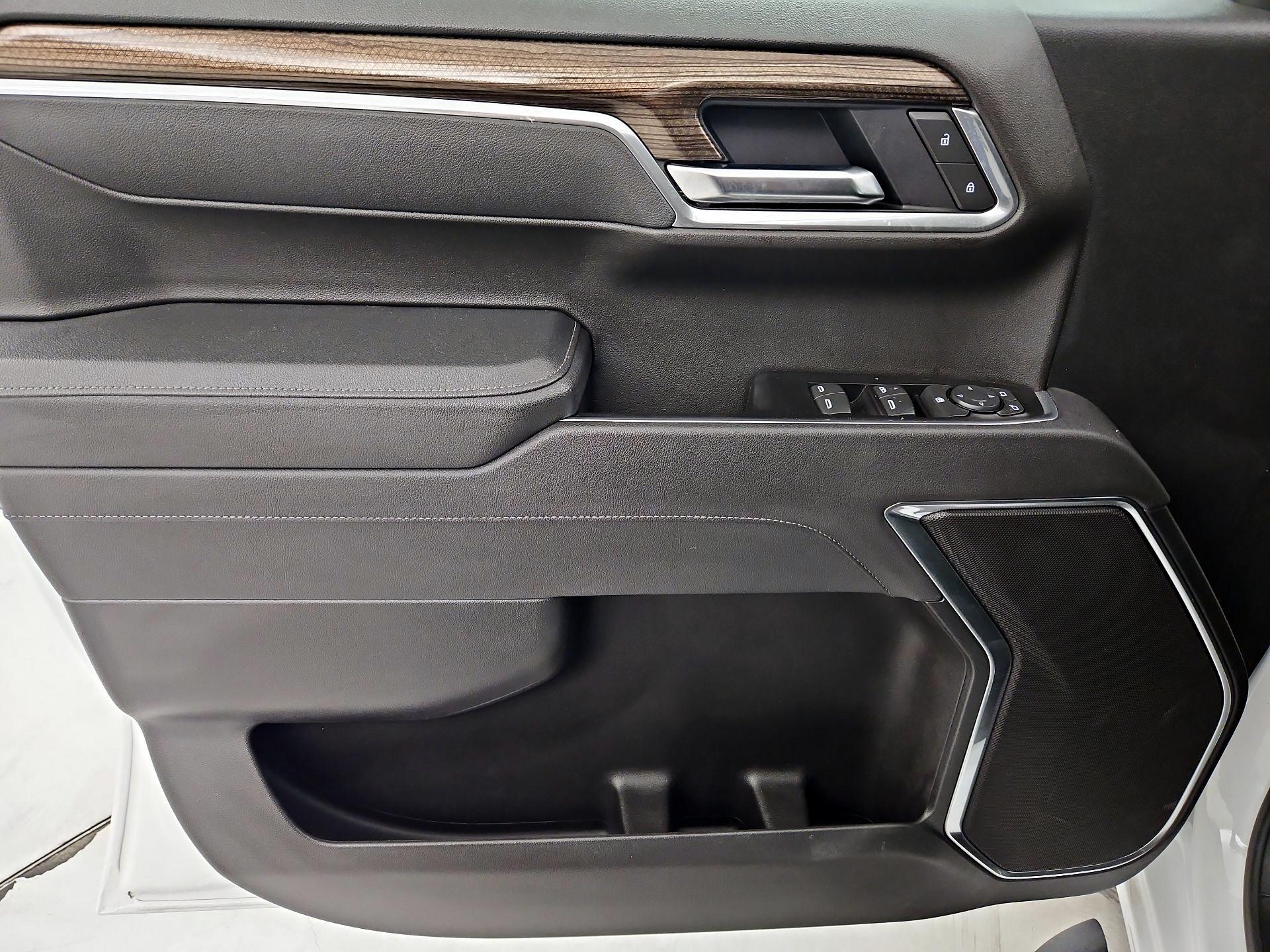 Thumbnail: 2025 Chevrolet Silverado 1500 - 12