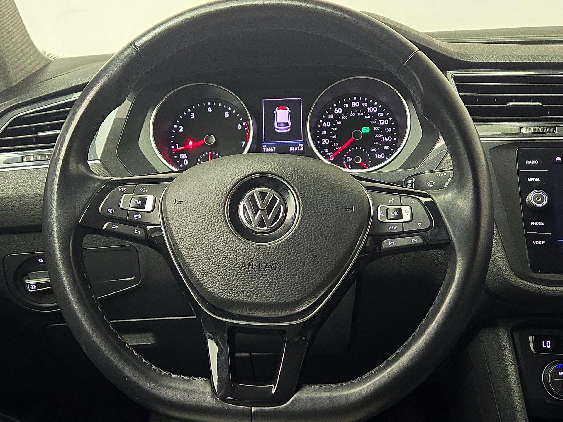 Thumbnail: 2019 Volkswagen Tiguan - 10