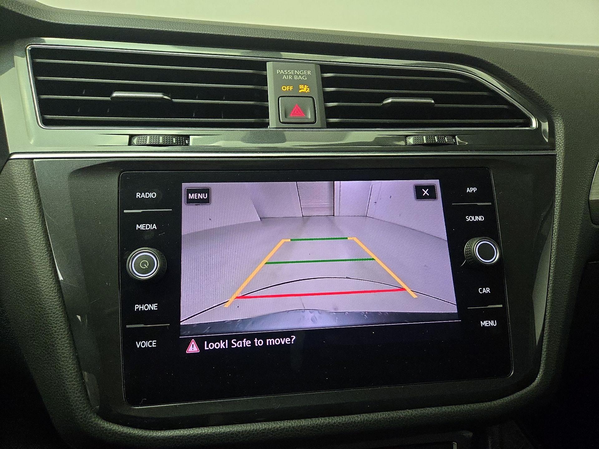 Thumbnail: 2019 Volkswagen Tiguan - 14