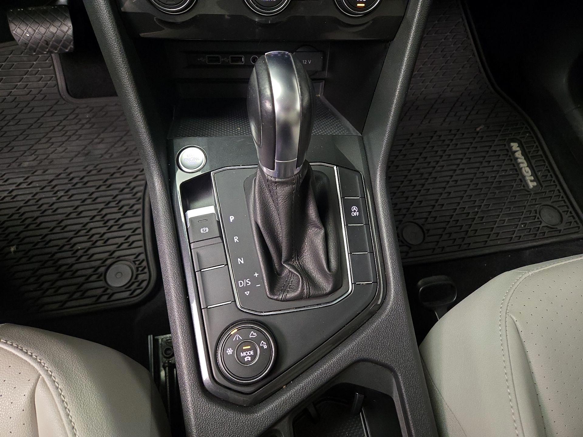 Thumbnail: 2019 Volkswagen Tiguan - 17