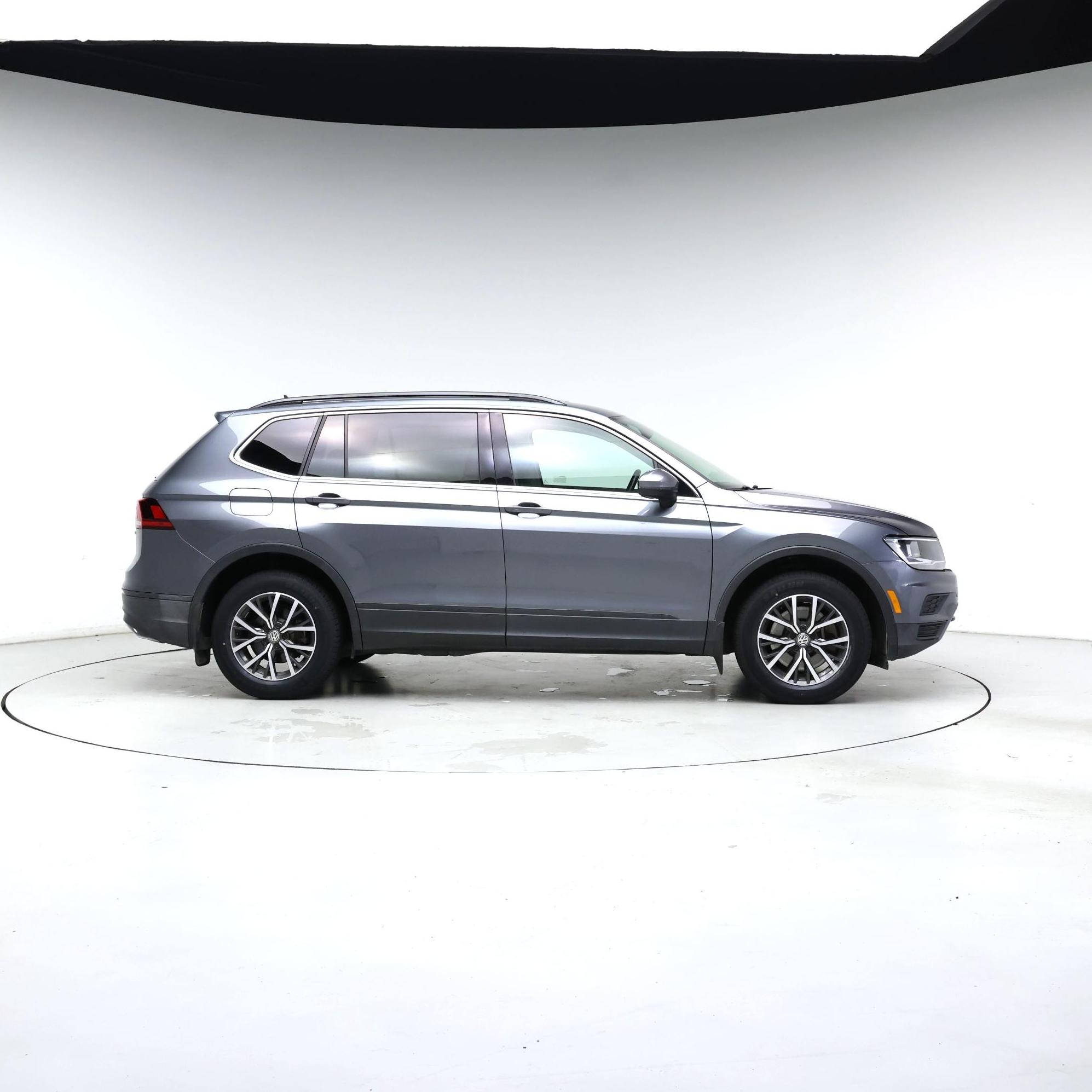 Thumbnail: 2019 Volkswagen Tiguan - 7