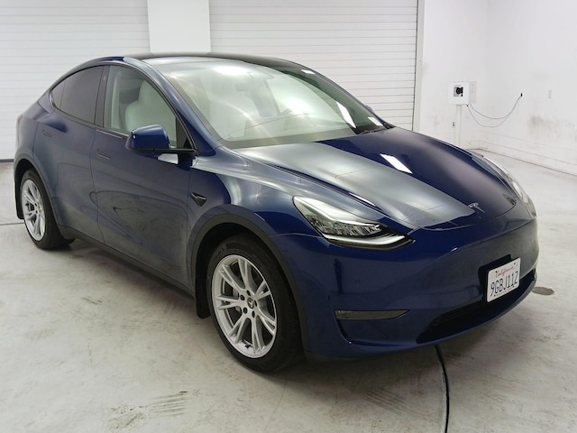 Blue 2023 Tesla Model Y Long Range AWD SUV / Crossover All-Wheel Drive Automatic