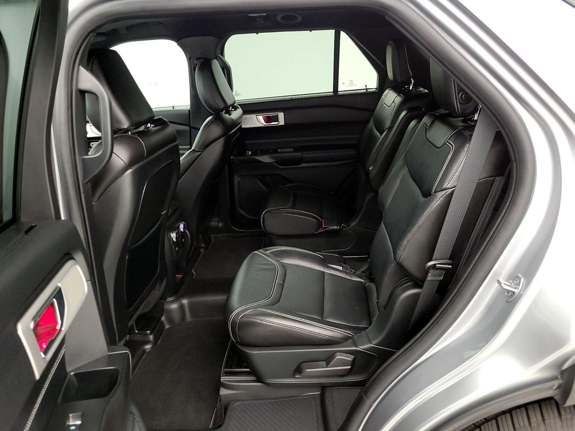 Thumbnail: 2020 Ford Explorer - 20