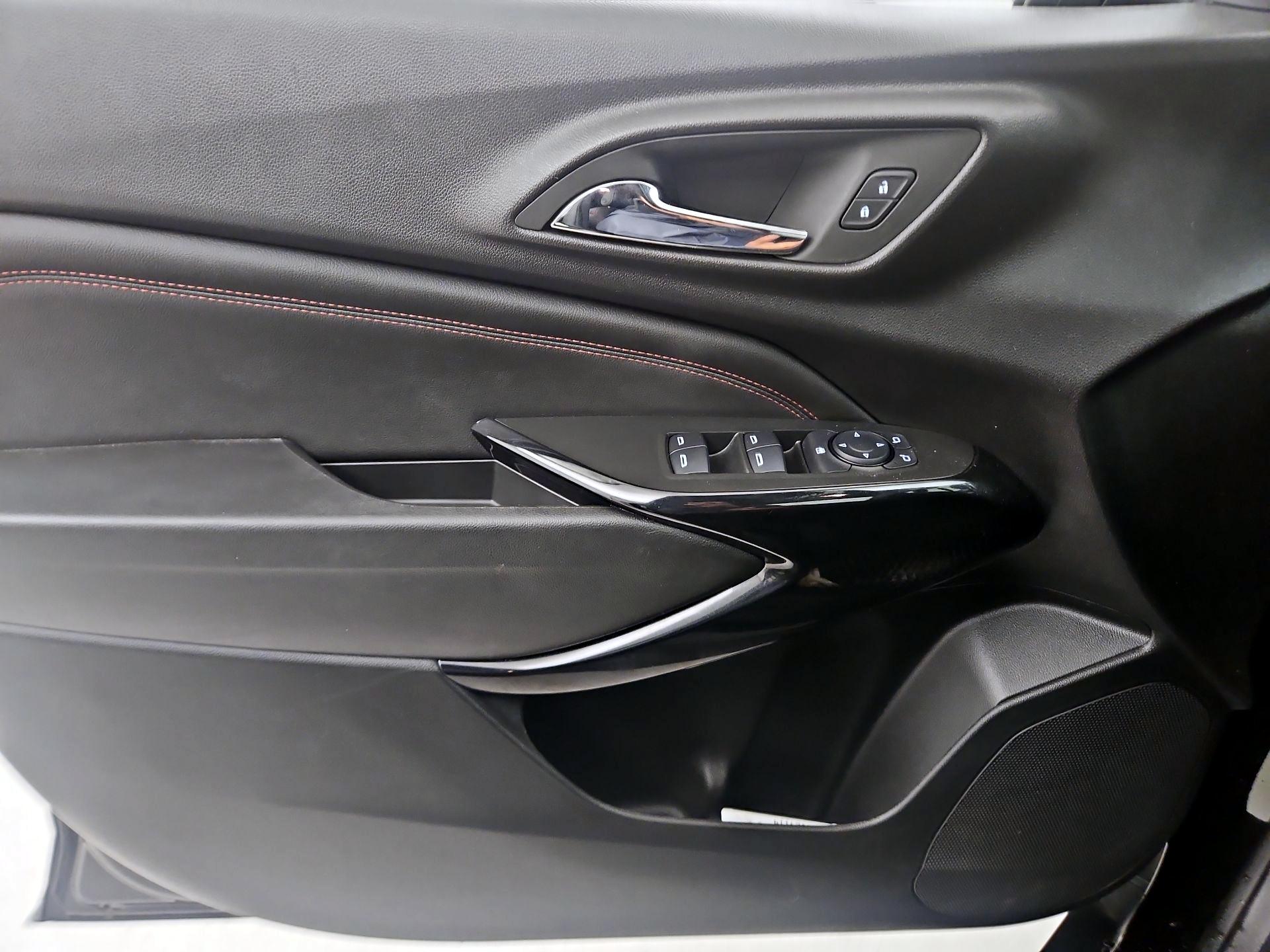 Thumbnail: 2024 Chevrolet Trax - 12