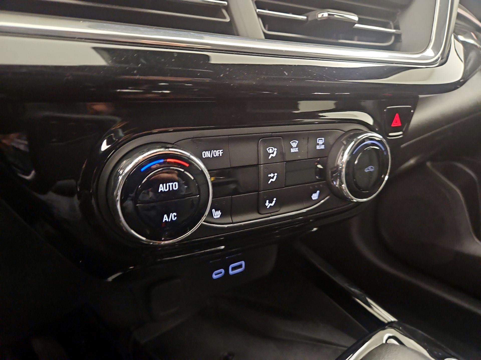 Thumbnail: 2024 Chevrolet Trax - 16