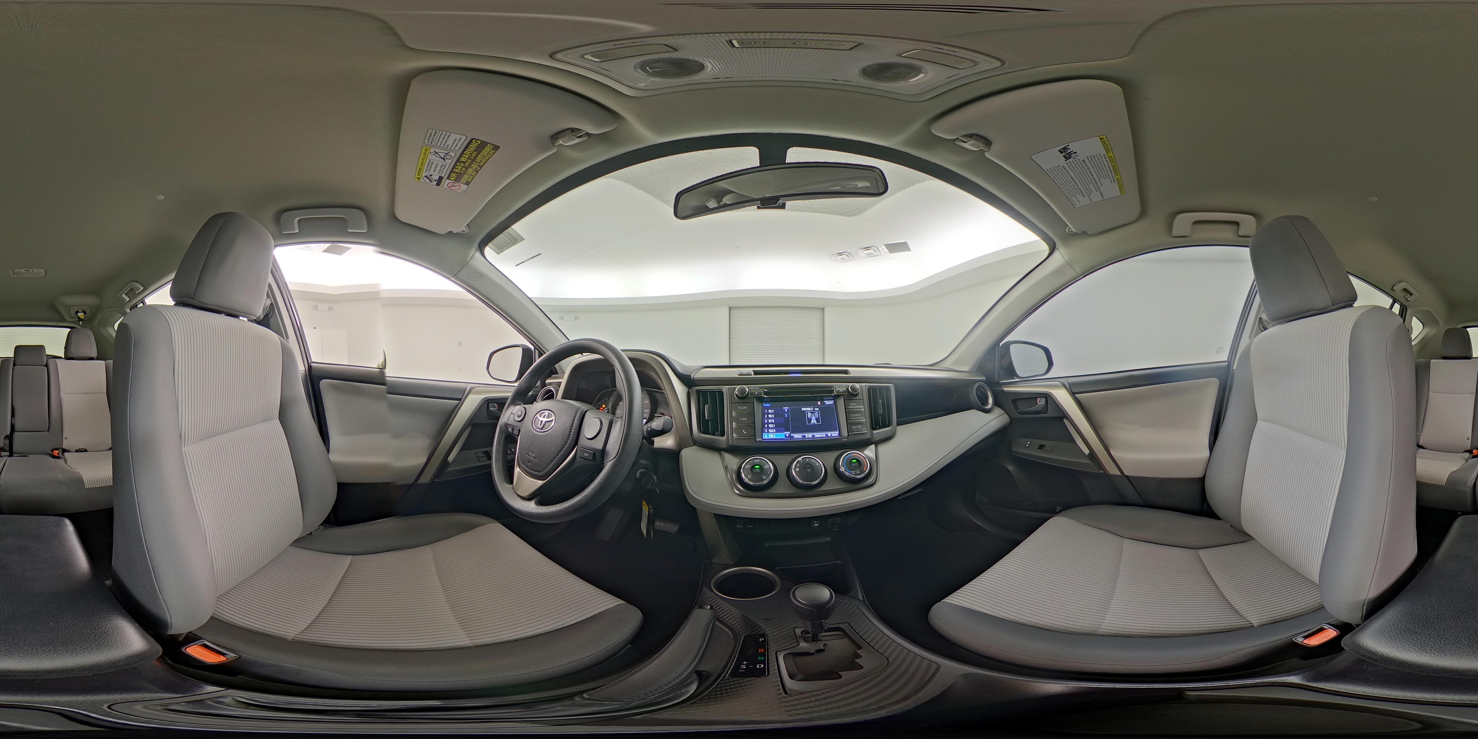 2014 Toyota RAV4 LE - Photo 24