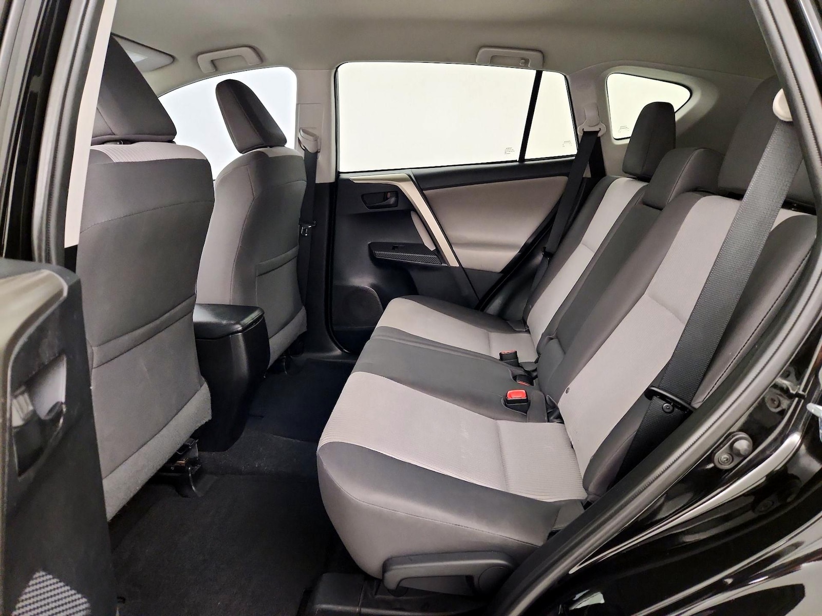 2014 Toyota RAV4 LE - Photo 20