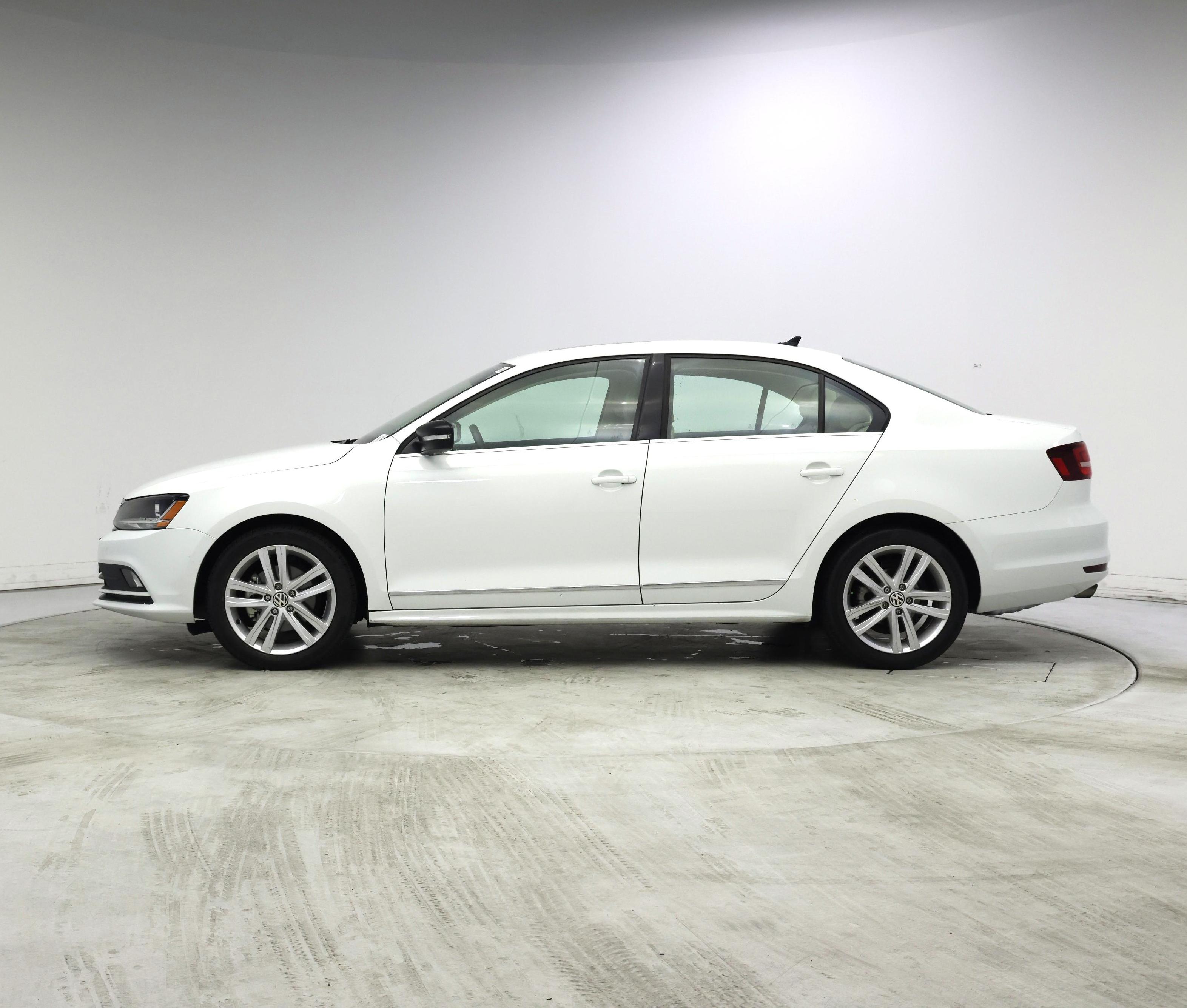 Thumbnail: 2017 Volkswagen Jetta - 3