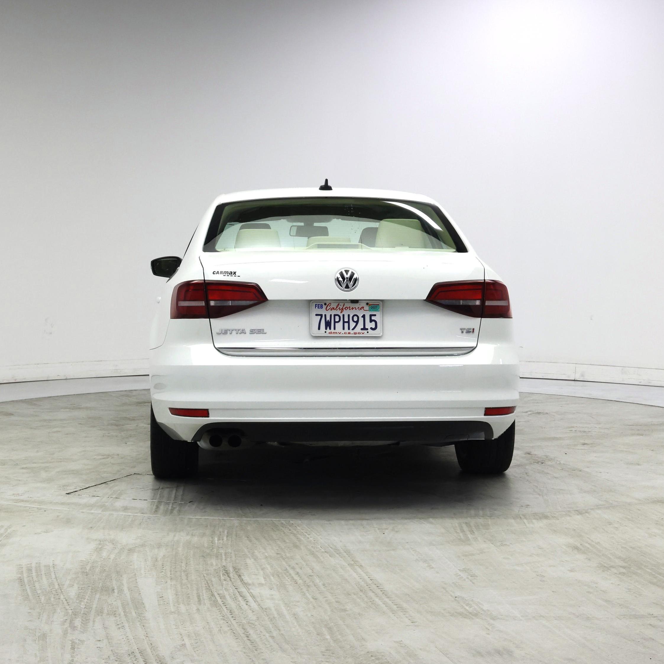 Thumbnail: 2017 Volkswagen Jetta - 6