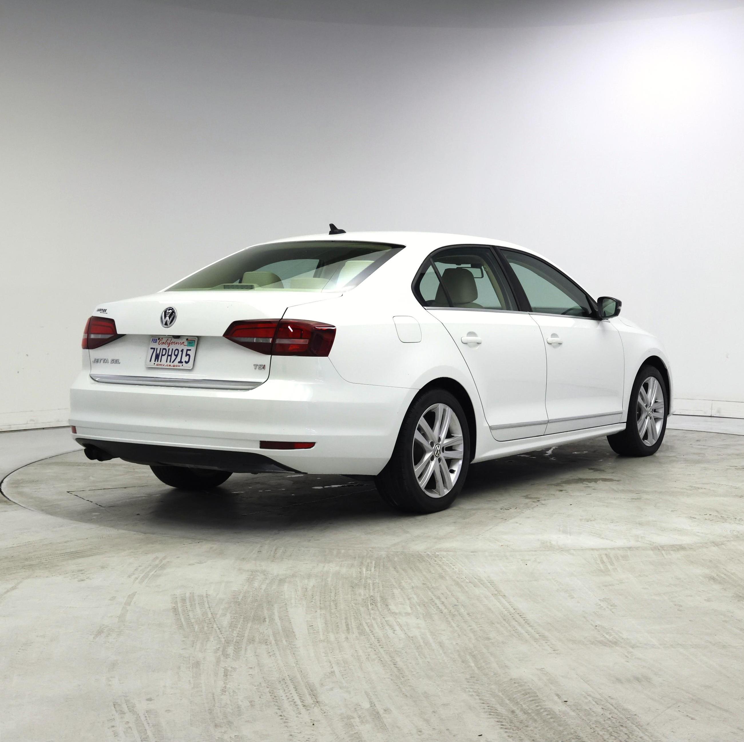 Thumbnail: 2017 Volkswagen Jetta - 8