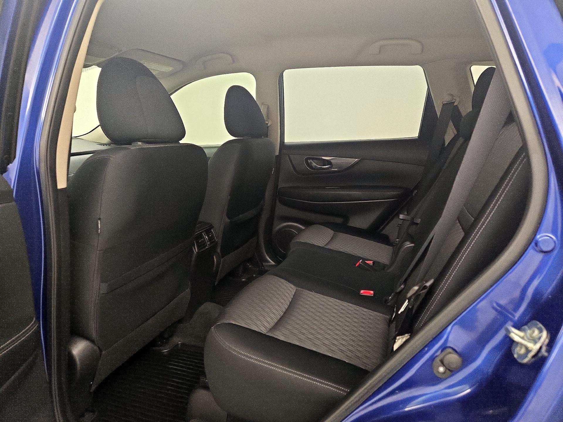 Thumbnail: 2020 Nissan Rogue - 19