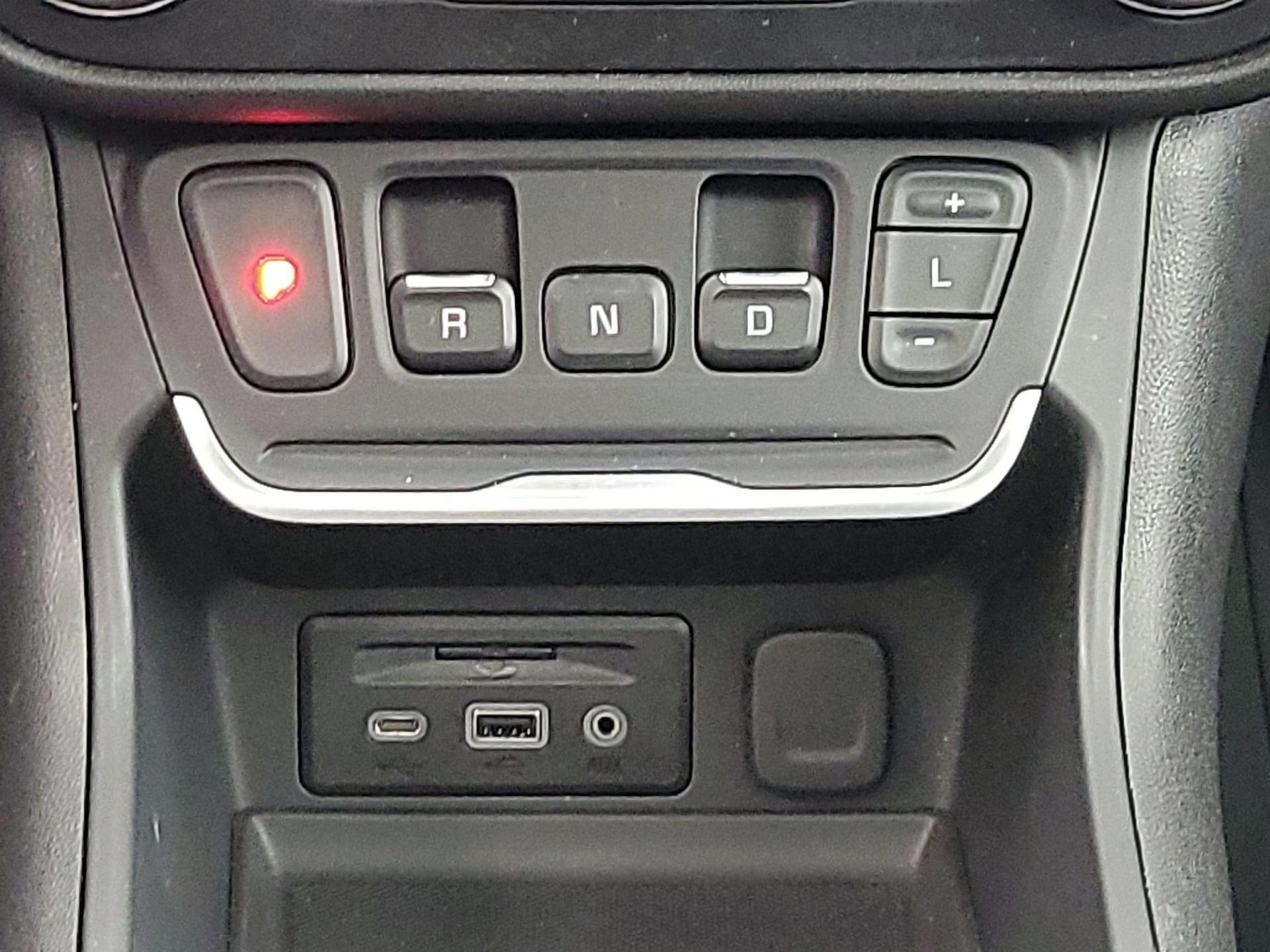 Thumbnail: 2019 GMC Terrain - 18