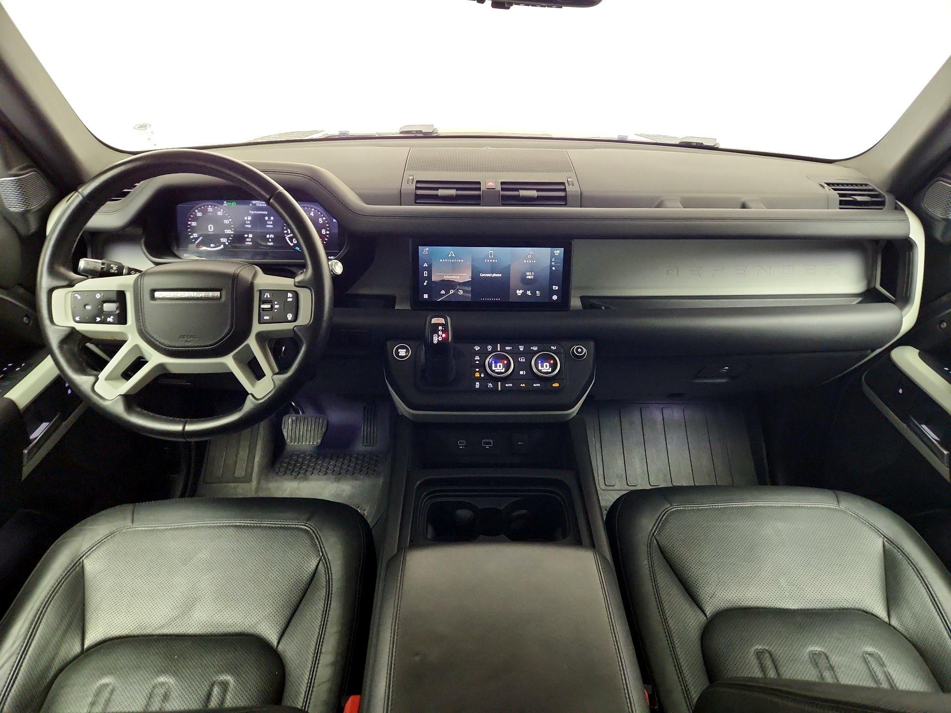 Thumbnail: 2020 Land Rover Defender - 9