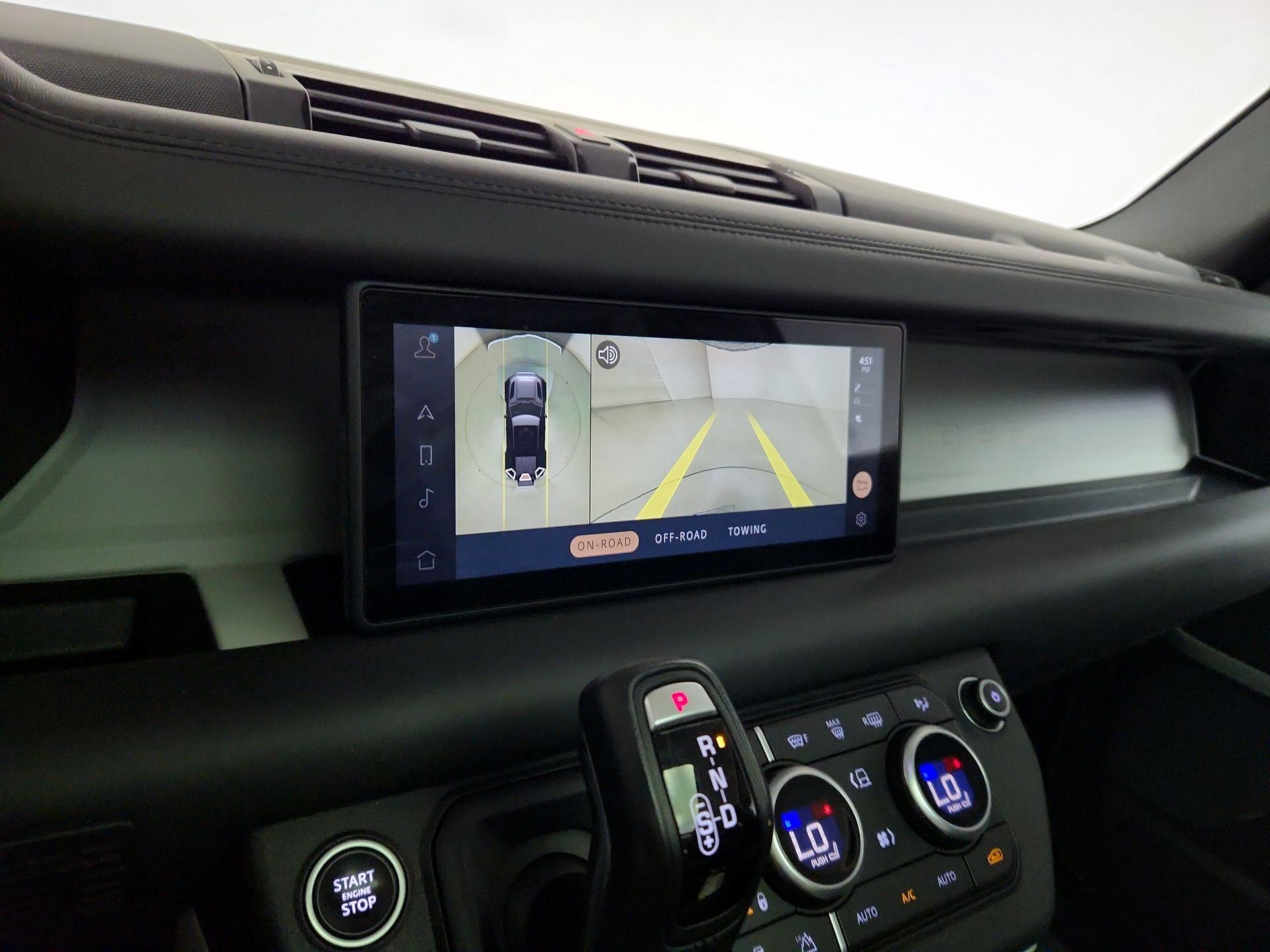 Thumbnail: 2020 Land Rover Defender - 15