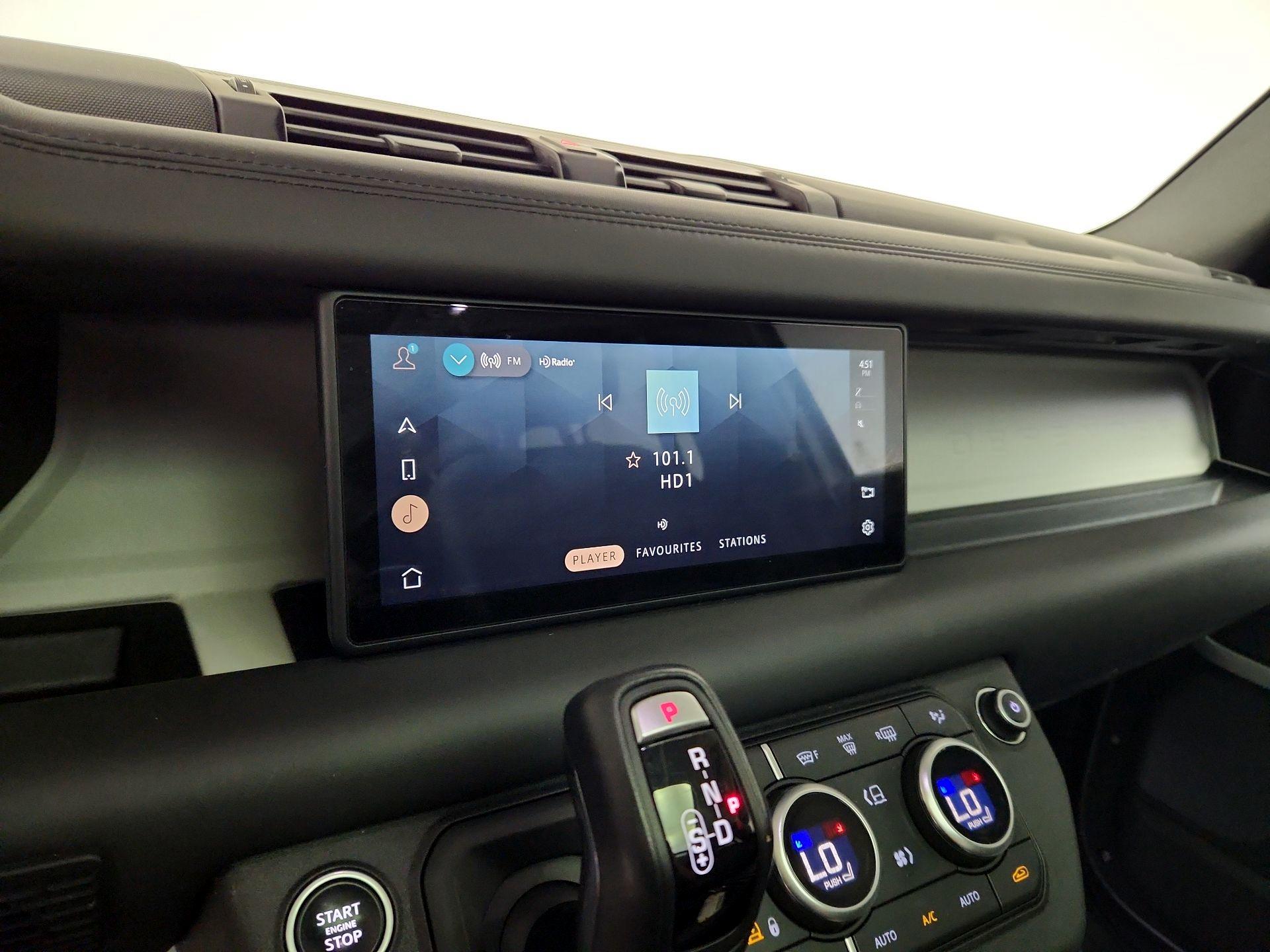 Thumbnail: 2020 Land Rover Defender - 16