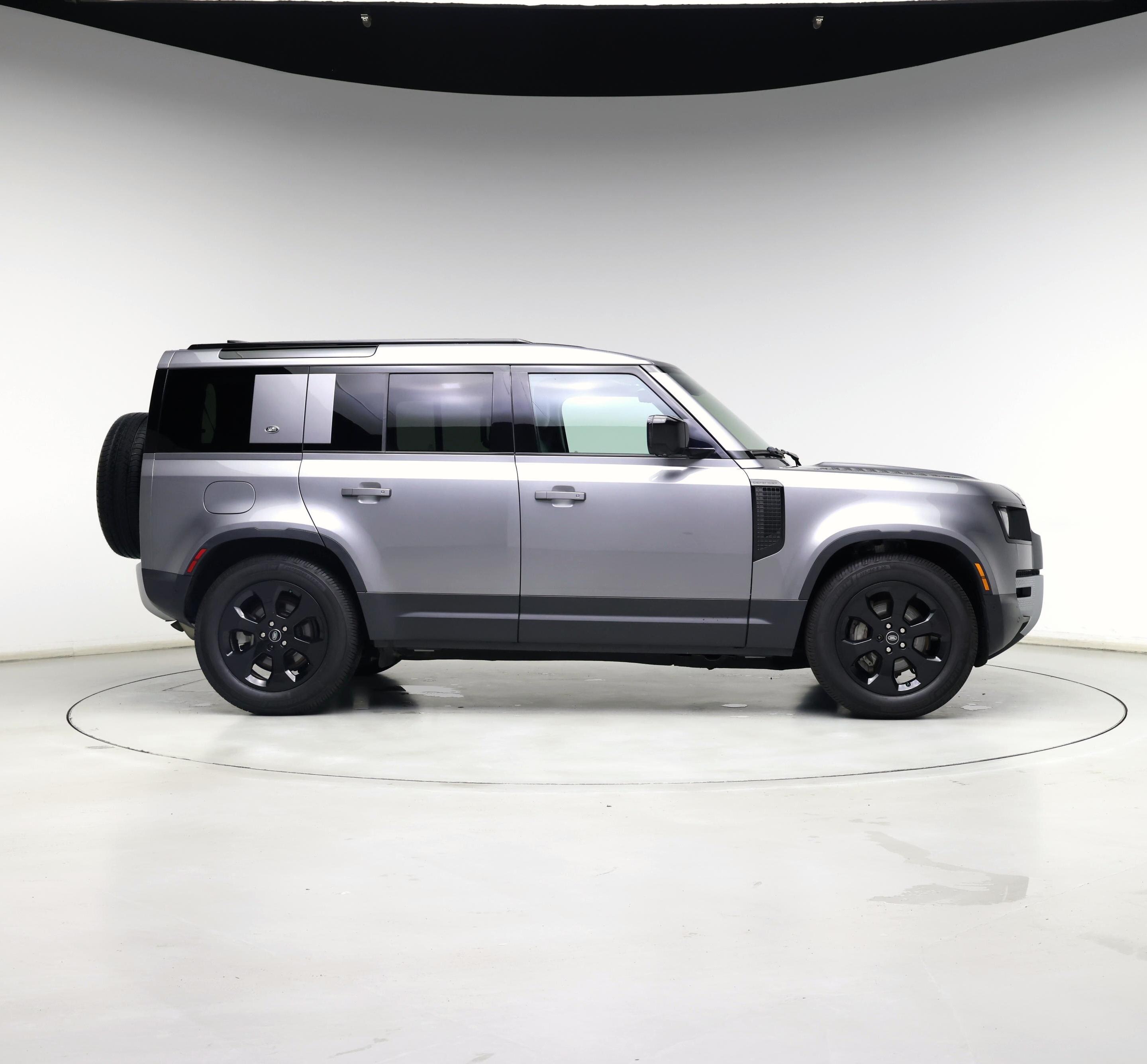 Thumbnail: 2020 Land Rover Defender - 7