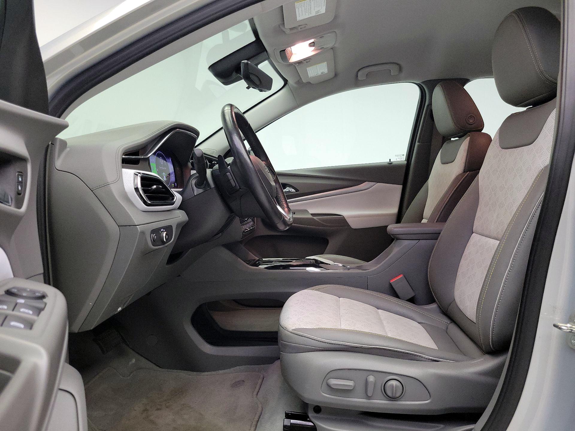Thumbnail: 2023 Chevrolet Bolt EUV - 11