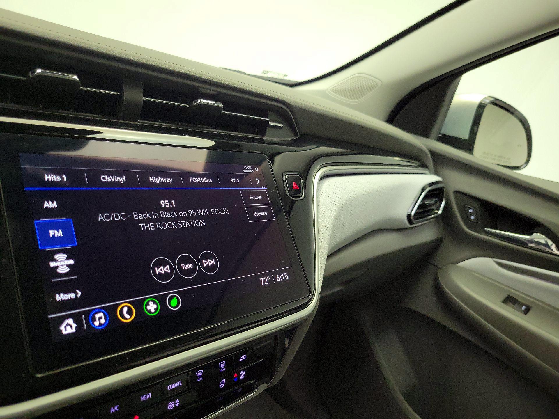 Thumbnail: 2023 Chevrolet Bolt EUV - 15