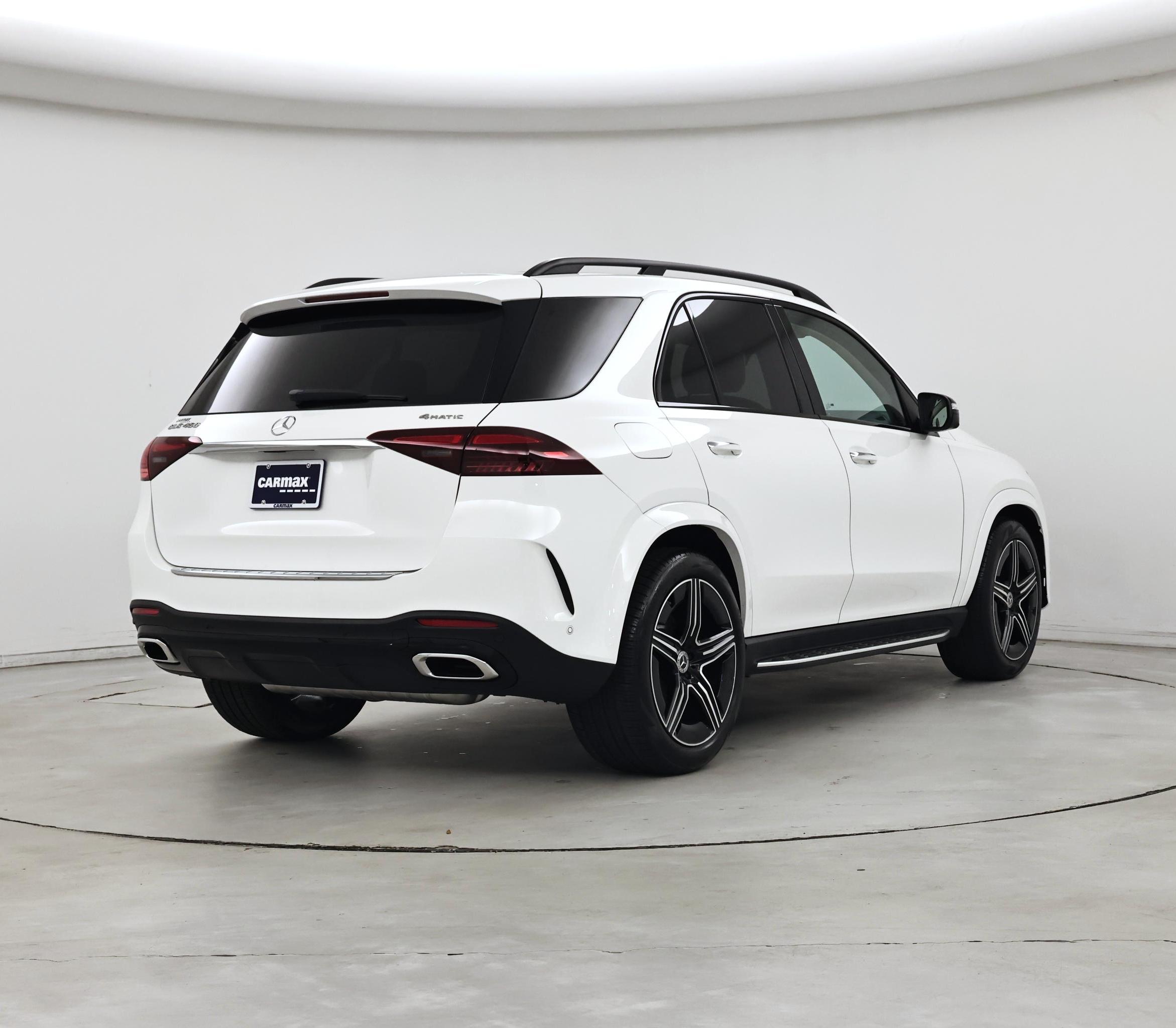 Thumbnail: 2026 Mercedes-Benz GLE - 8