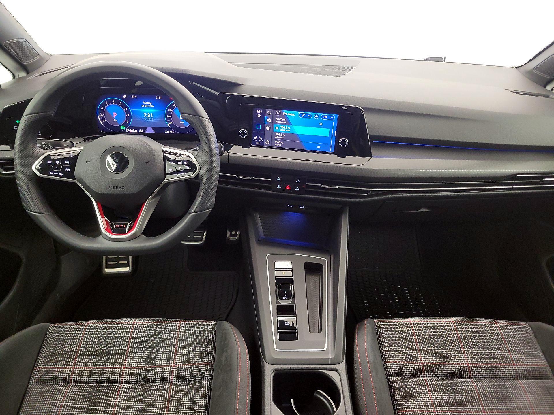 Thumbnail: 2022 Volkswagen Golf - 9