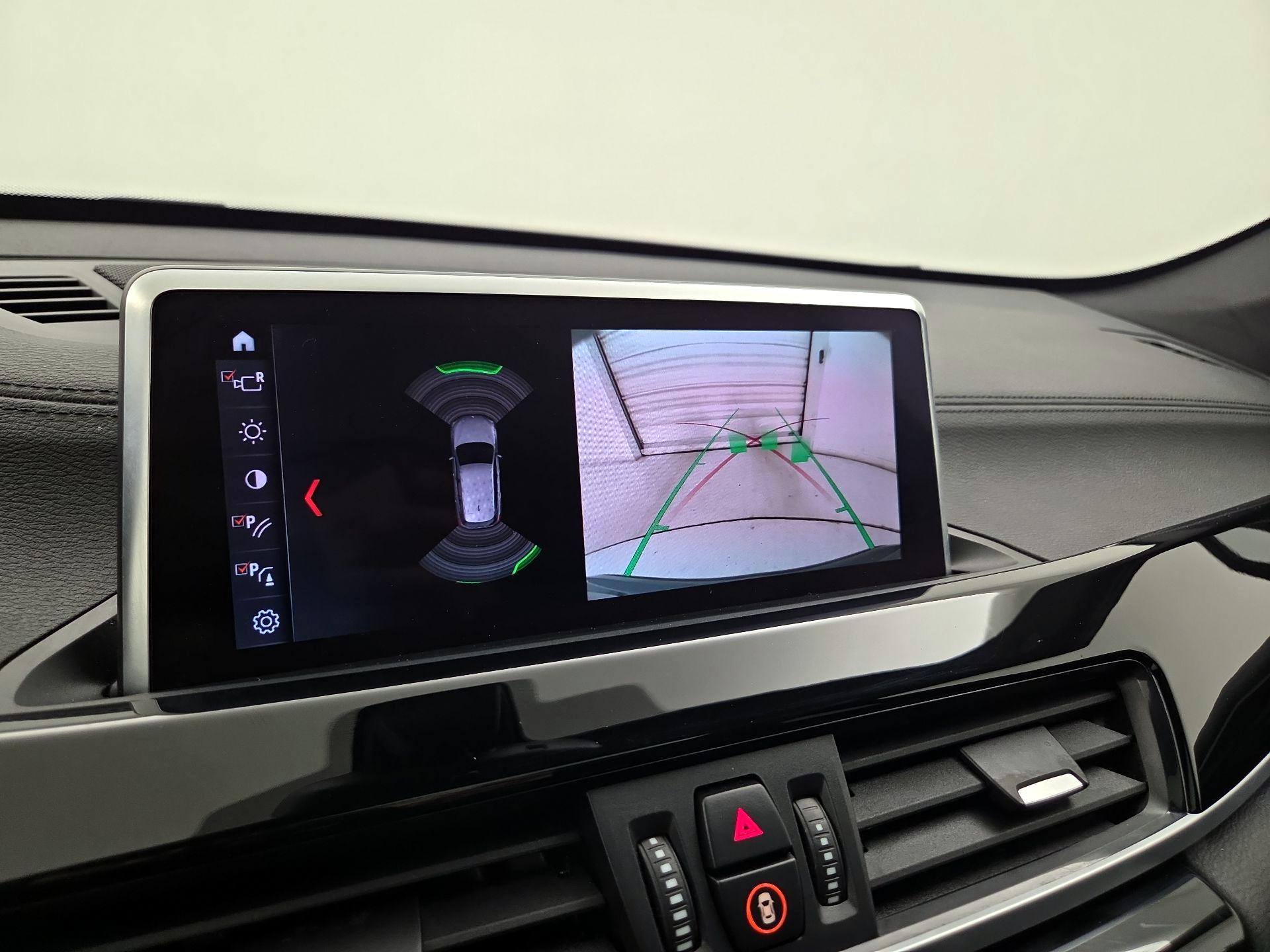 Thumbnail: 2021 BMW X1 - 15