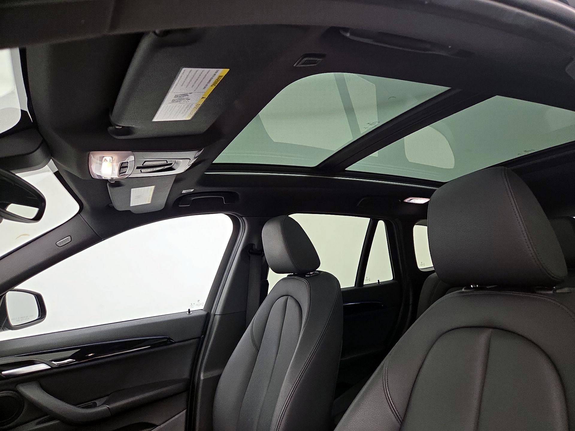 Thumbnail: 2021 BMW X1 - 20