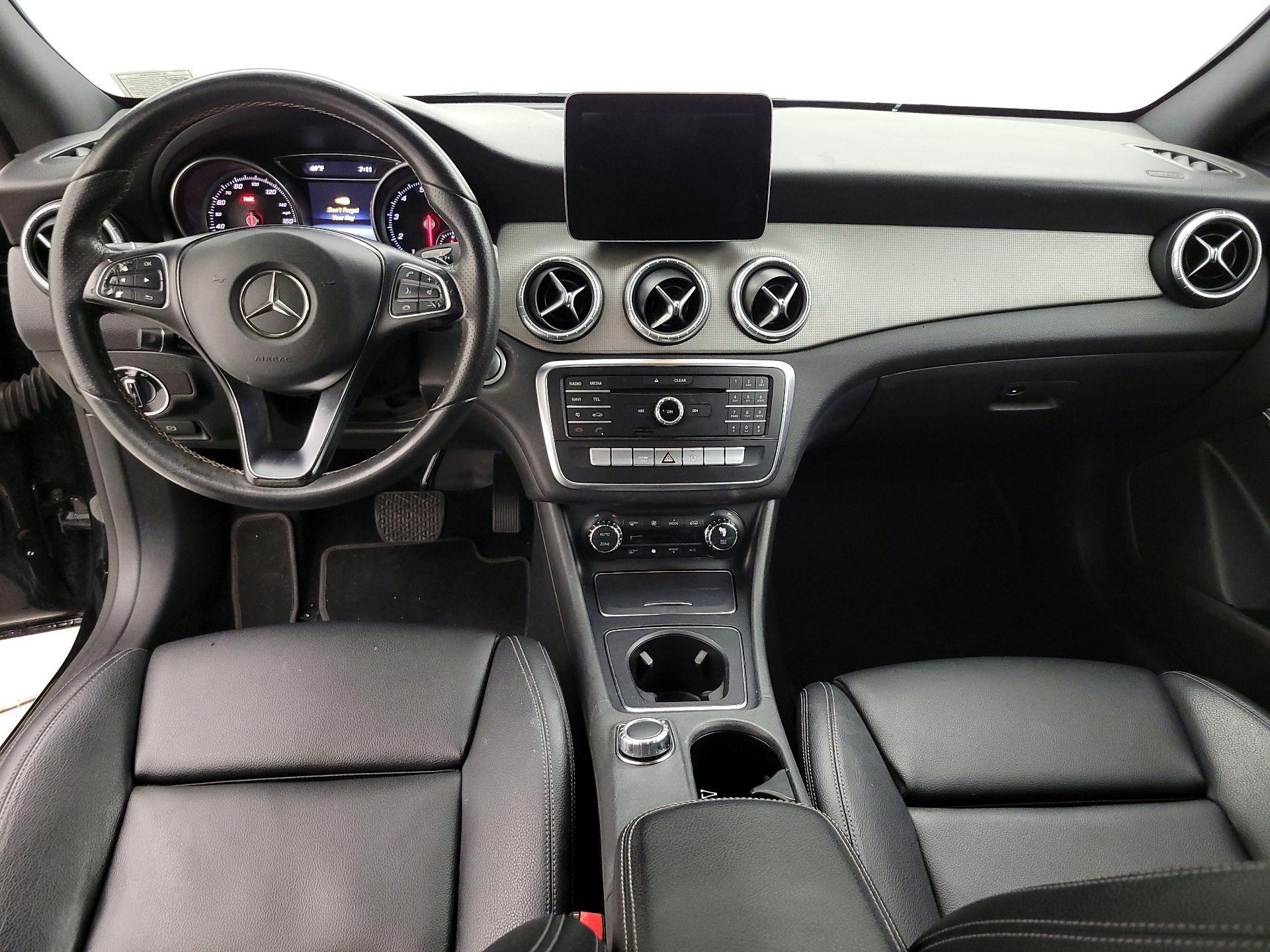 Thumbnail: 2017 Mercedes-Benz CLA - 9