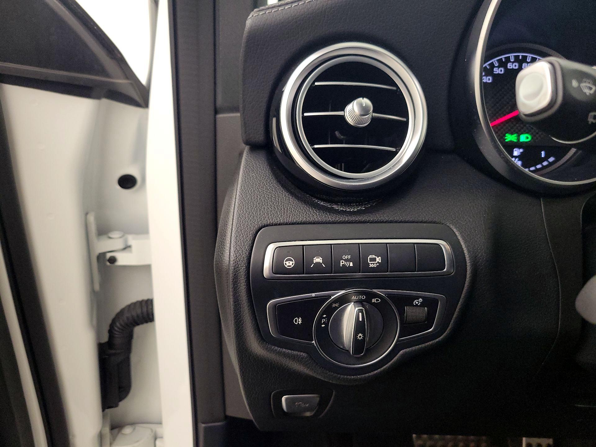 Thumbnail: 2019 Mercedes-Benz GL-Class - 13