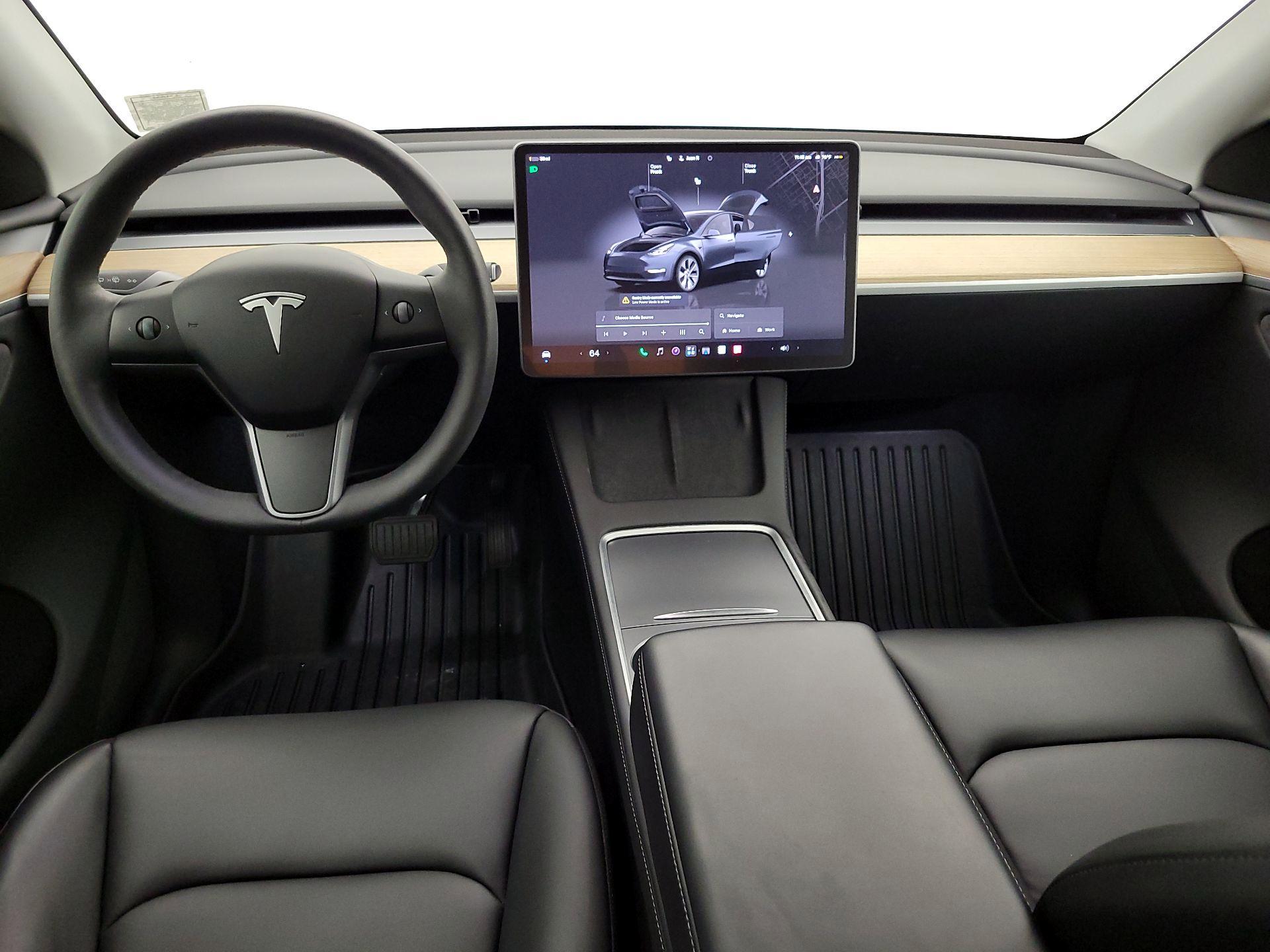 Thumbnail: 2023 Tesla Model Y - 9