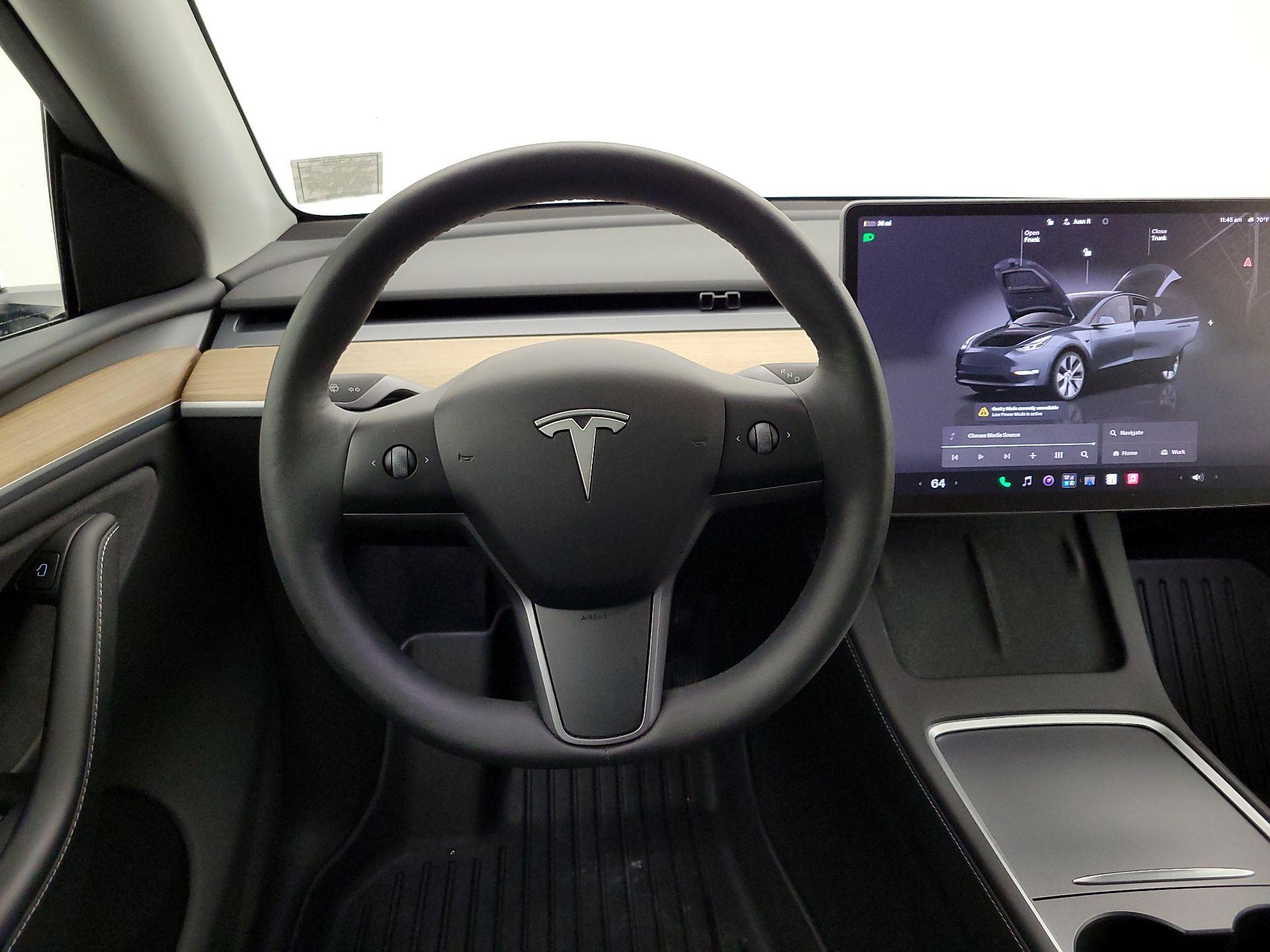 Thumbnail: 2023 Tesla Model Y - 10