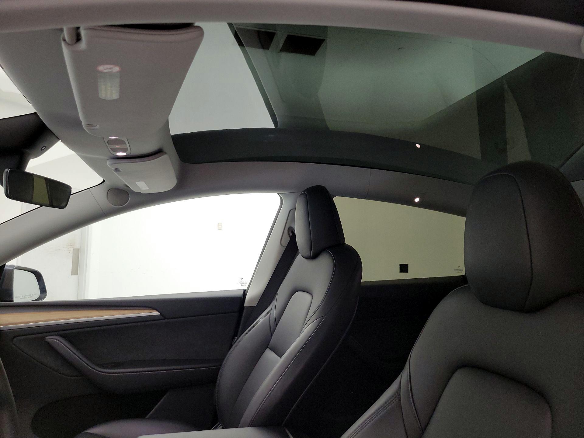 Thumbnail: 2023 Tesla Model Y - 18