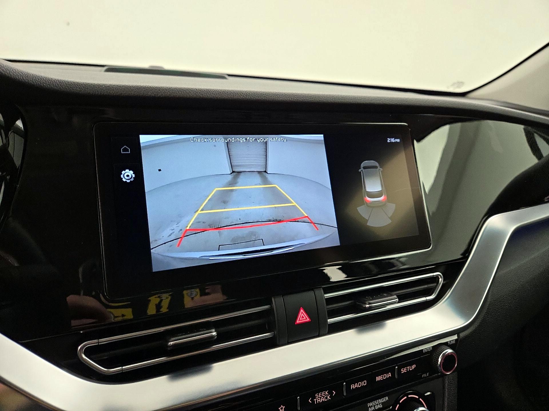 Thumbnail: 2021 Kia Niro - 15