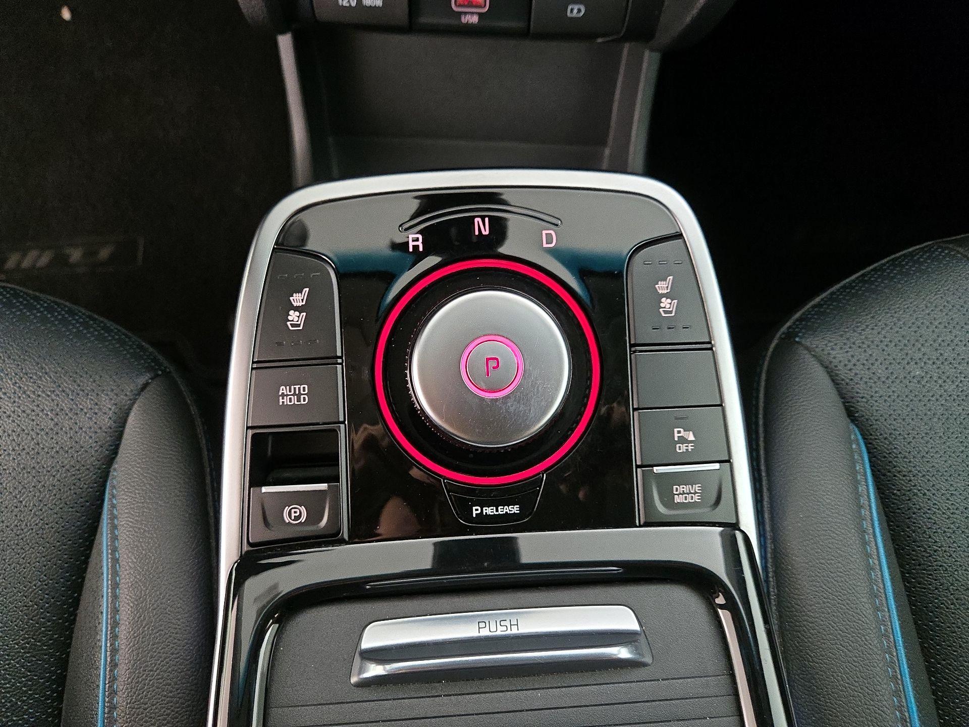 Thumbnail: 2021 Kia Niro - 18