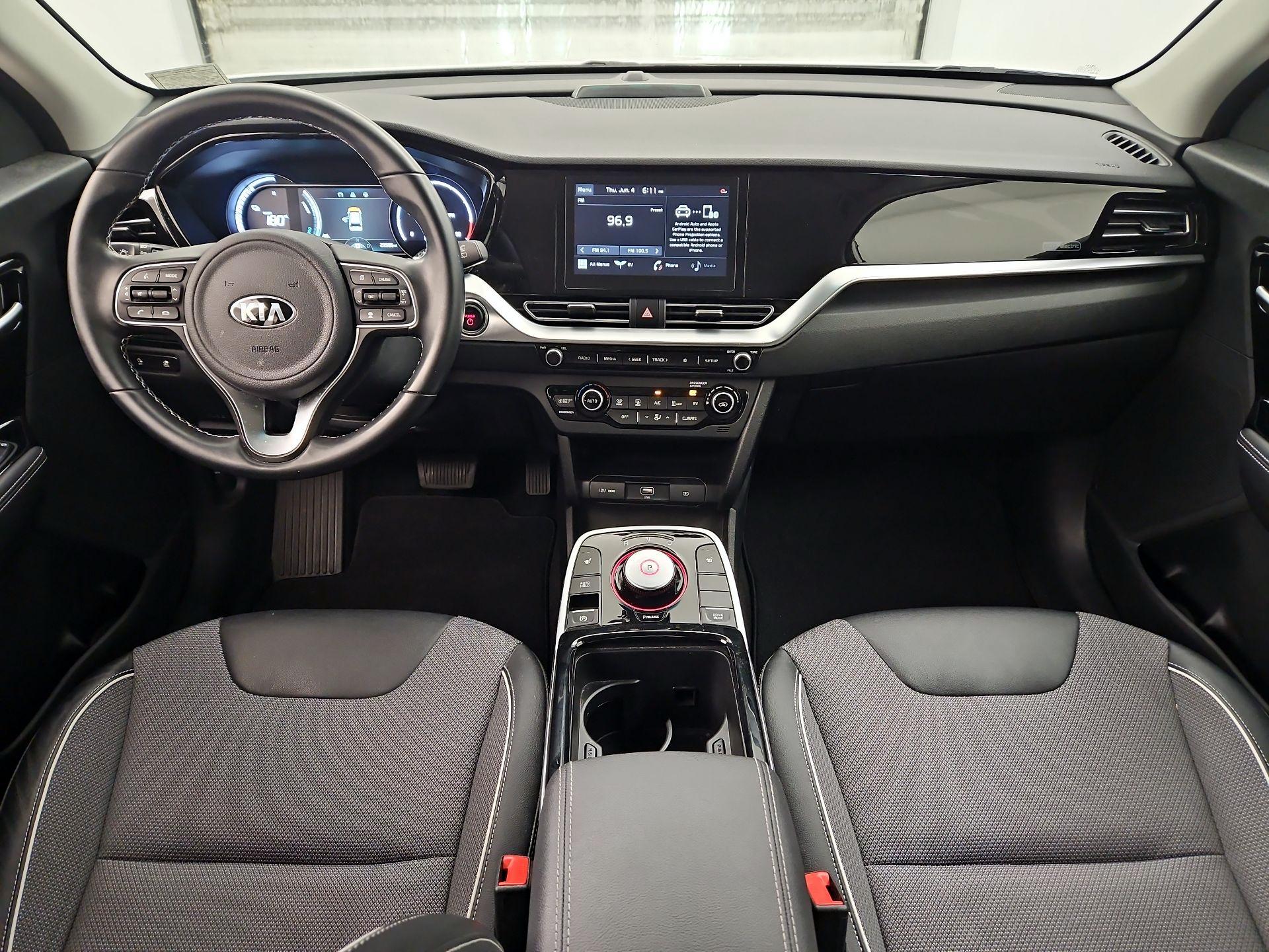 Thumbnail: 2020 Kia Niro - 9