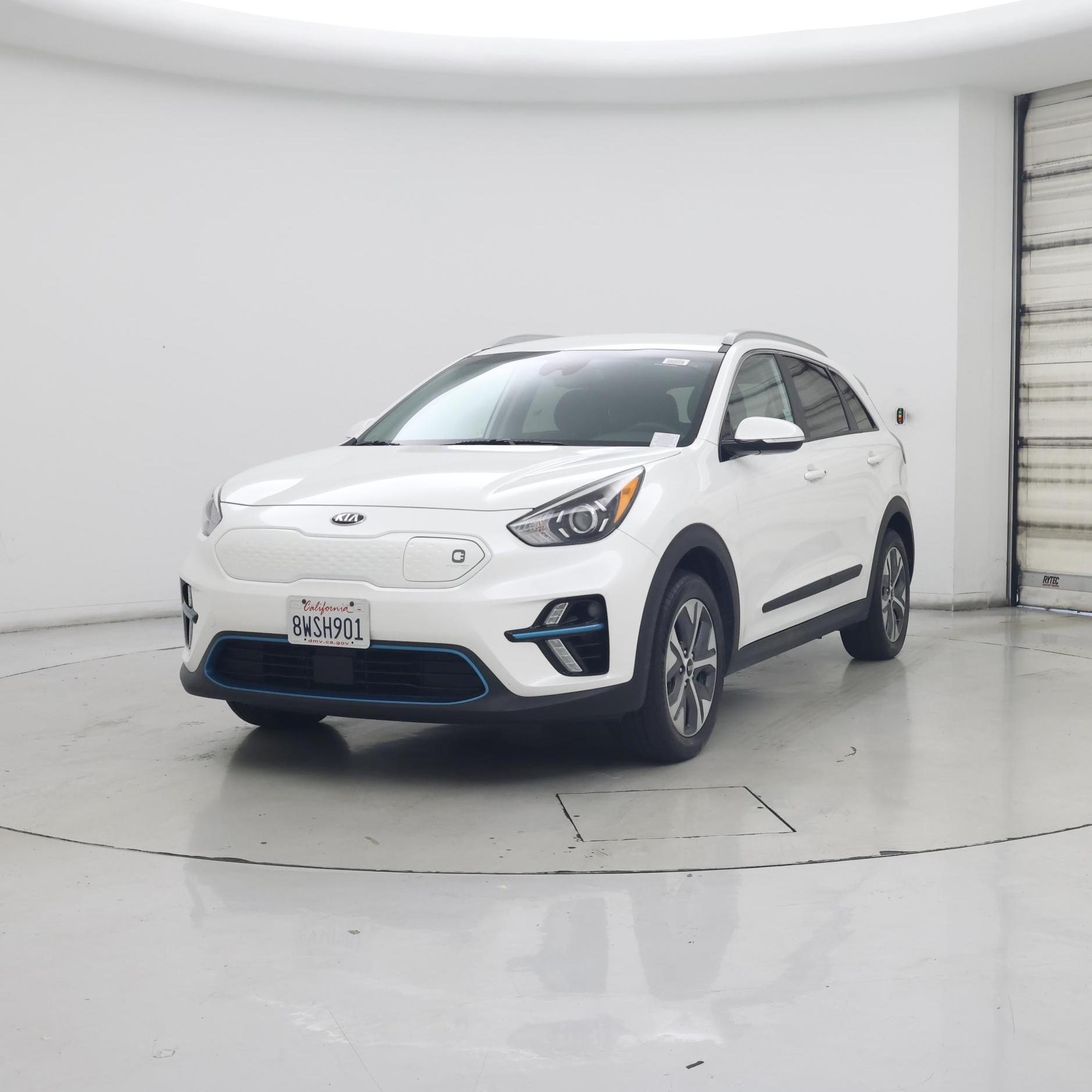Thumbnail: 2020 Kia Niro - 4